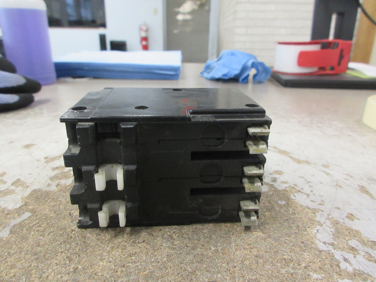 Square D Clip-On Circuit Breaker QO3100 100A 240V 3P Used