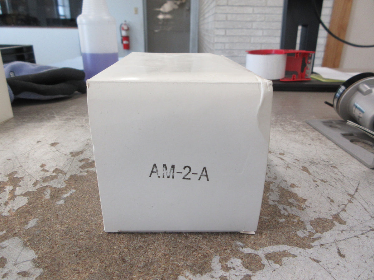 Area Lighting Research Photo Control Receptacle AM-2-A 120-480V New Surplus