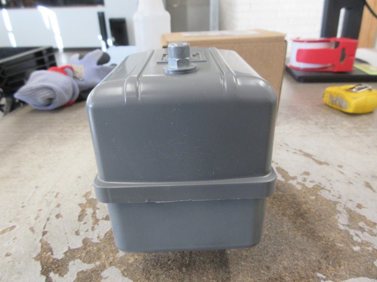 Square D Pumptrol Pressure Switch 9013GHG2J30 Ser. C On: 80 PSI New Surplus