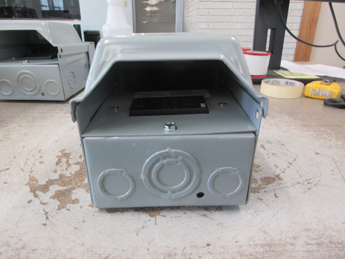 Midwest Electric 3R Combination Enclosed Switch/Power Outlet New Surplus