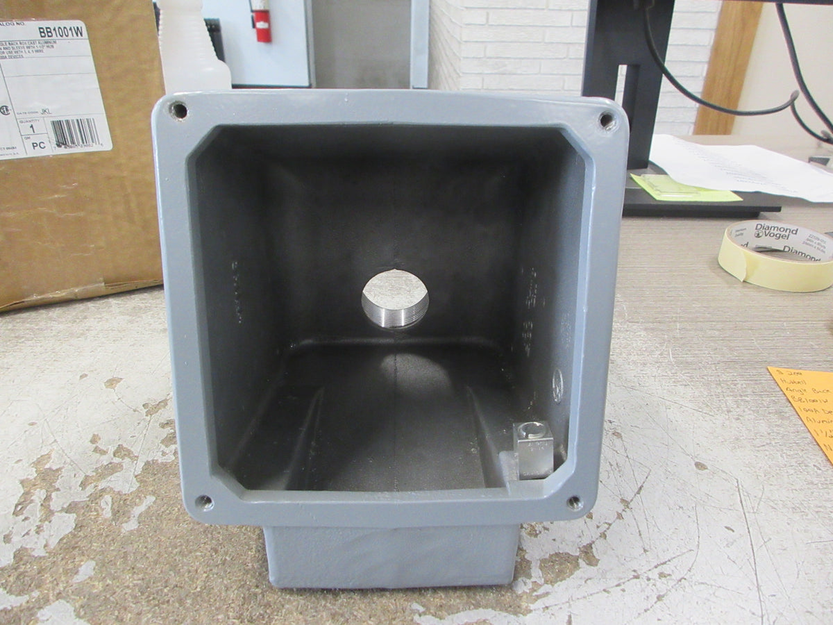 Hubbell Angle Back Box BB1001W 100A Devices Aluminum 1 1/2" Hub New Surplus