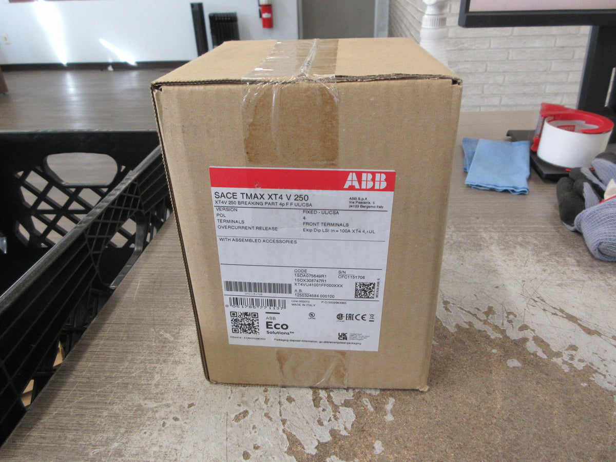 ABB SACE Tmax Circuit Breaker XT4VU41001FF000XXX 250A 600V 4P New Surplus