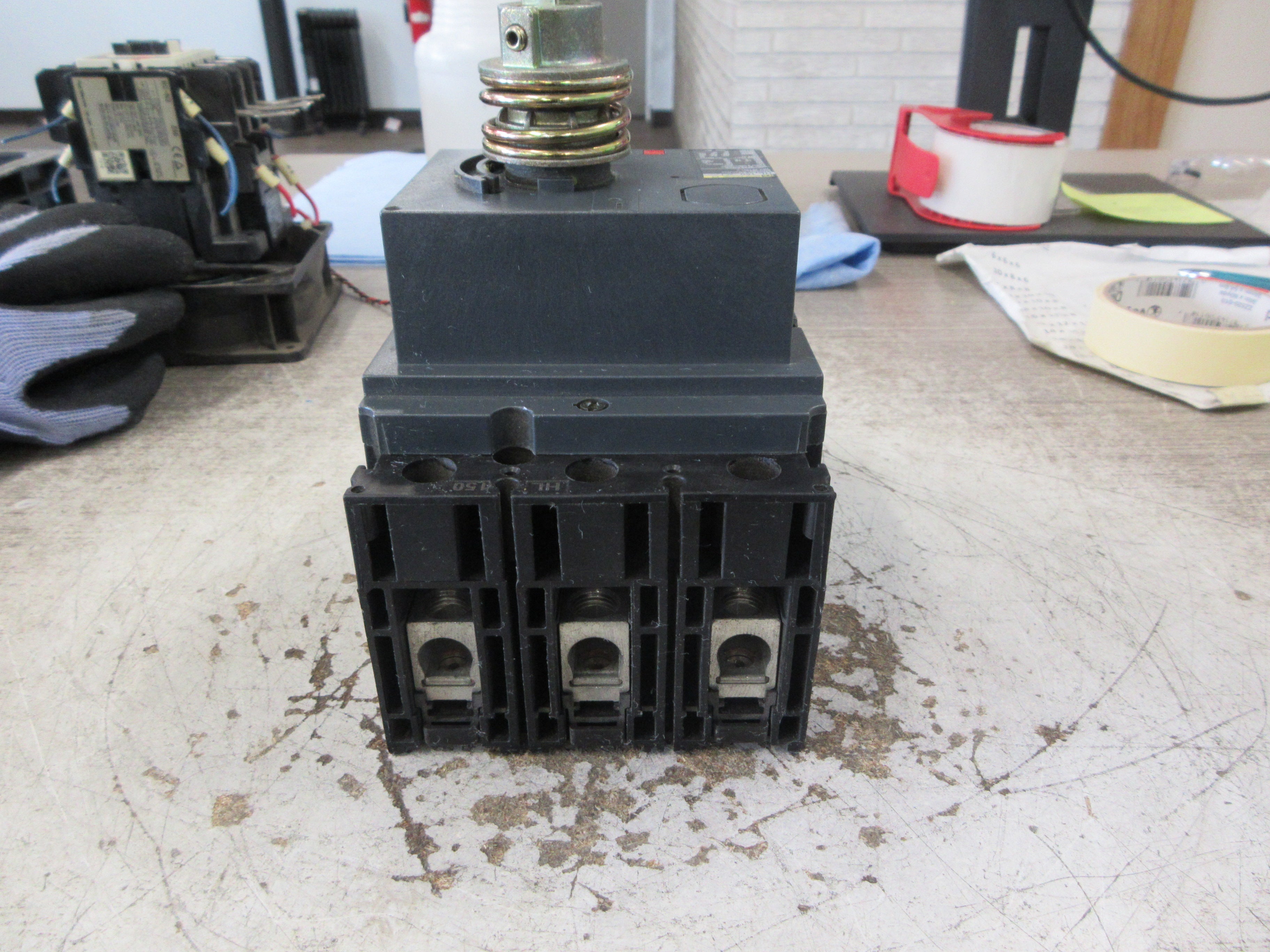 Square D HL 150 Breaker Disconnect HLL36150LV 150A 600V 3P *No Handle* Used