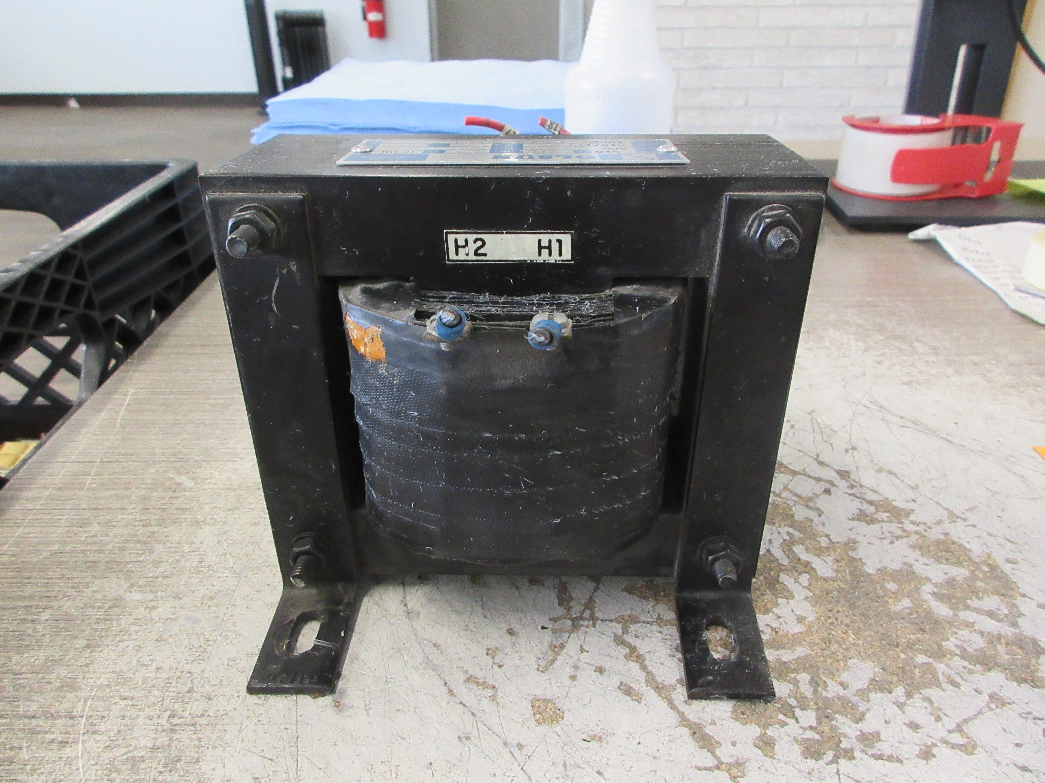 Olsun Transformer 10602 S-46480 502481 0.910KVA Pri; 460V Sec: 215/115V 1Ph Used