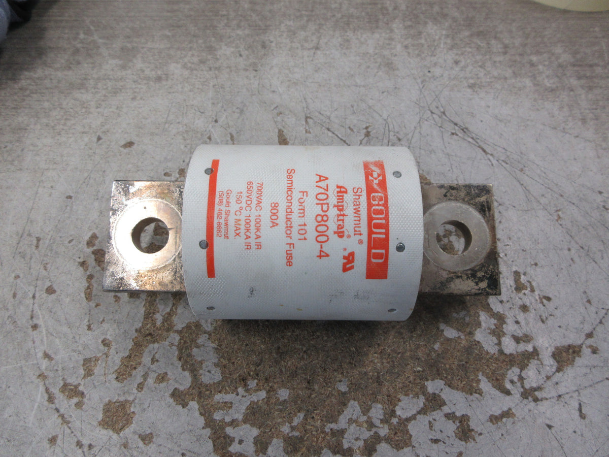 Gould Shawmut Amp-Trap Fuse A70P800-4 800A 700V Used