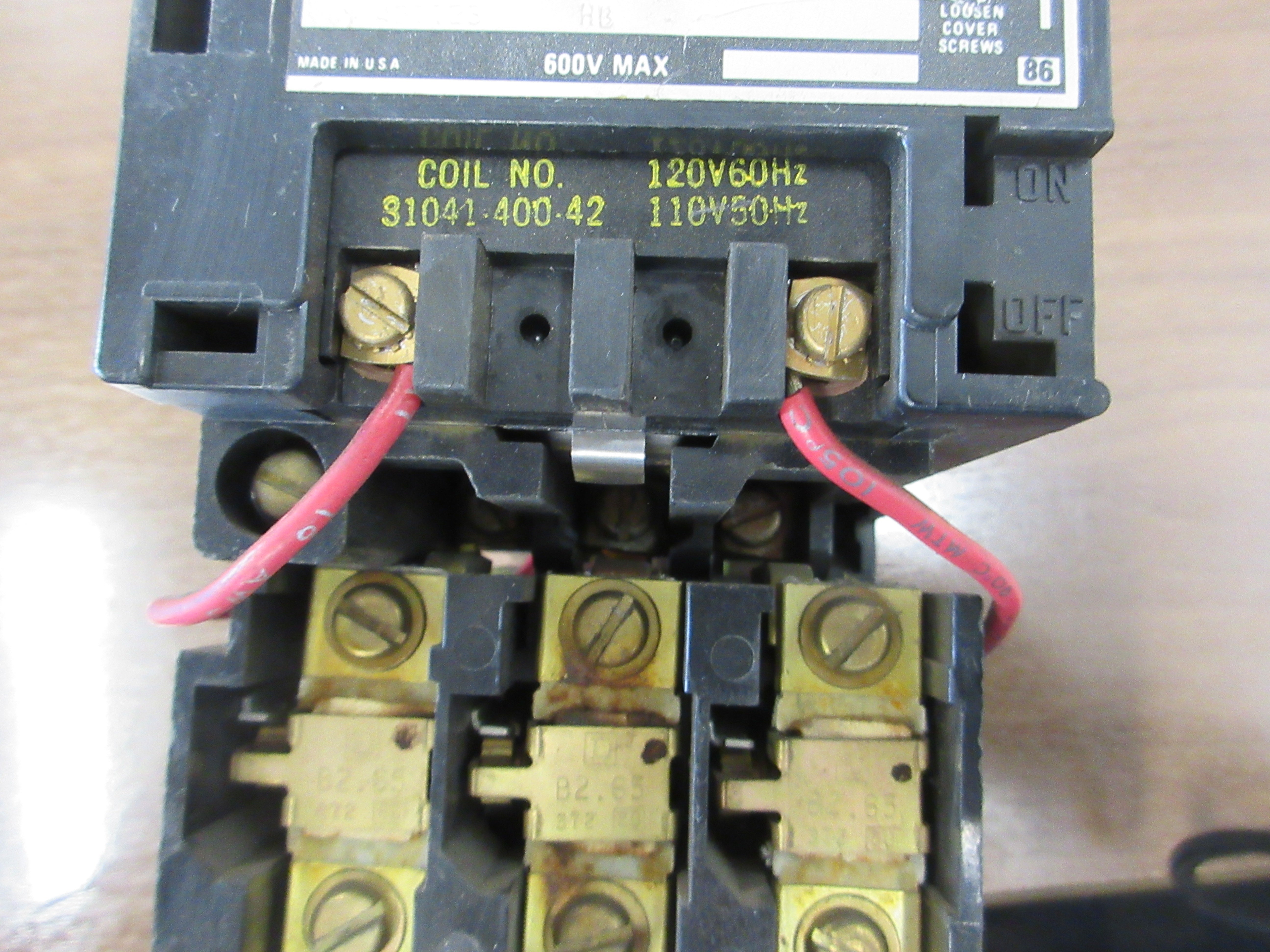 Square D Size 1 Starter 8536 SCO -3 S Ser. A 120V Coil 600 V Used