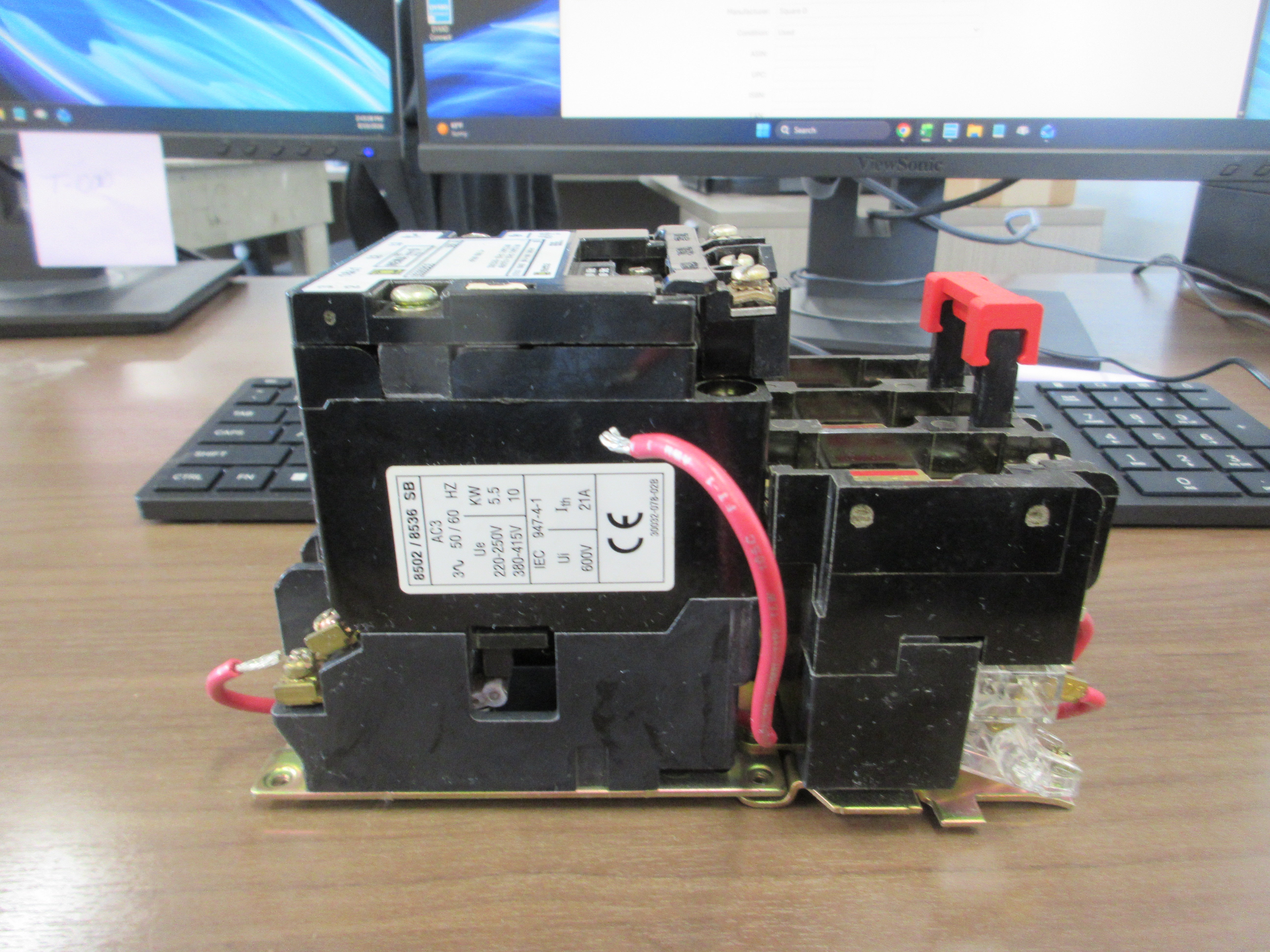 Square D Size 0 Starter 8536SB02 Ser. A 480V Coil 600V Used