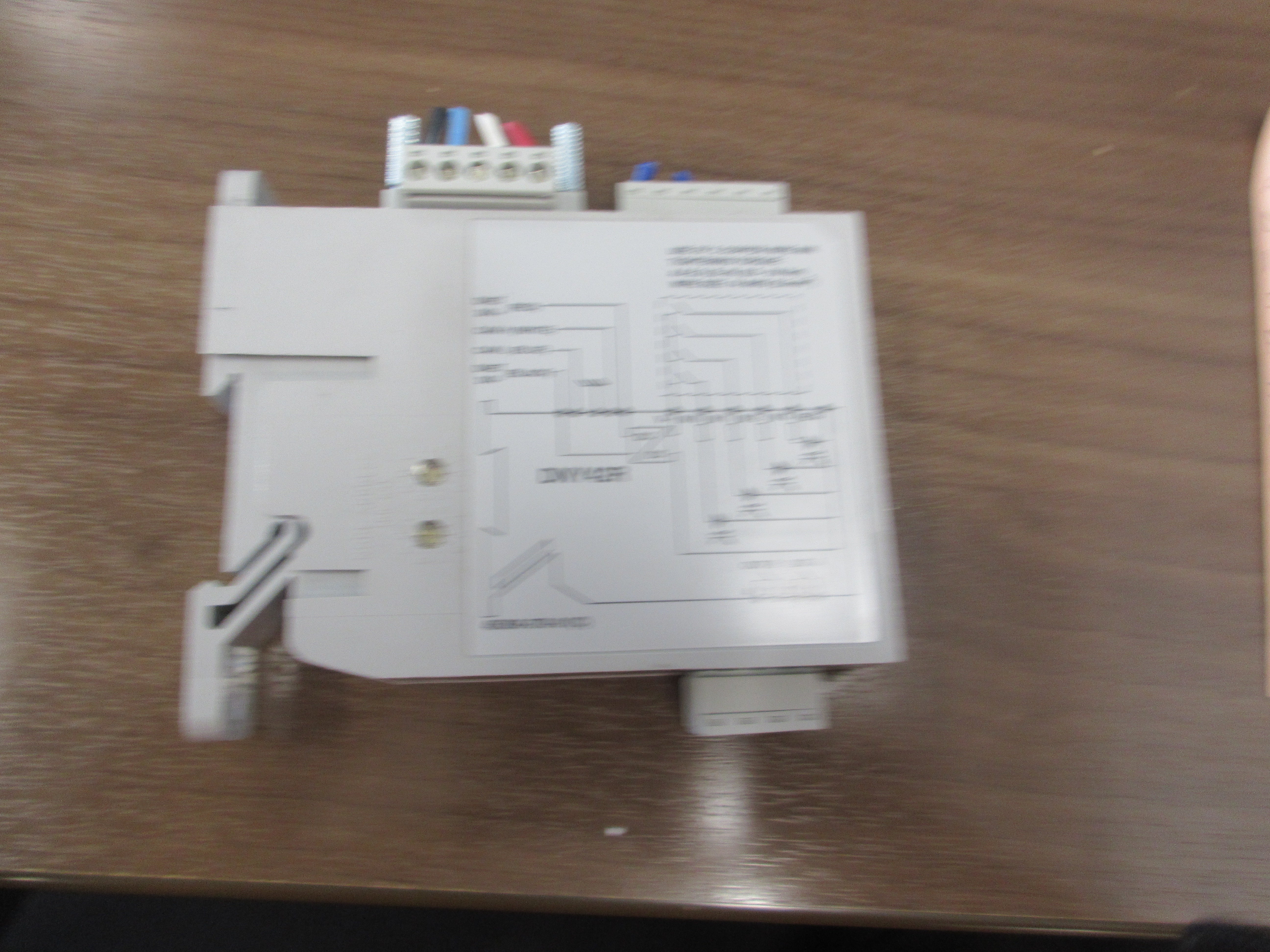 Allen-Bradley DeviceNet Starter Auxlliry 100-DNY42R Ser.B FRN: 5.002 Used