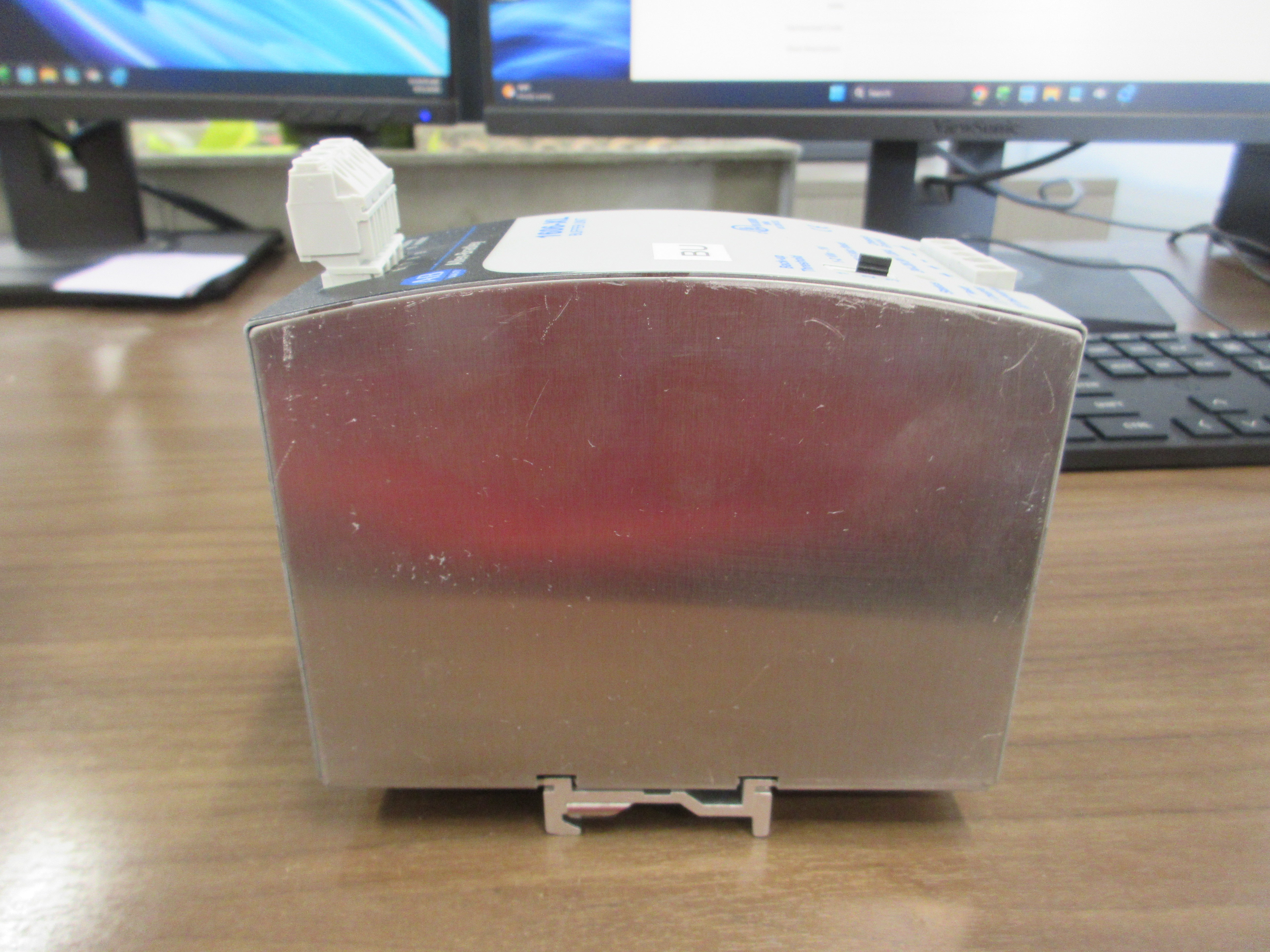 Allen-Bradley DC Buffer VINT 1606-XLBUFFER Ser. A 24-28.8VDC 20A Used