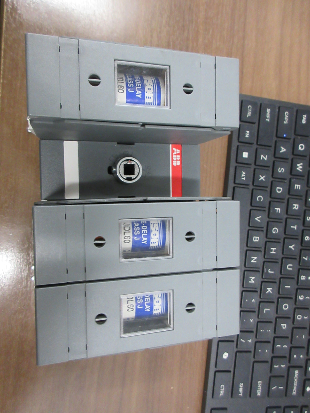ABB Fusible Disconnect Switch OS60C-J12 60A 600V 3P (3) 60 A Fuses Used