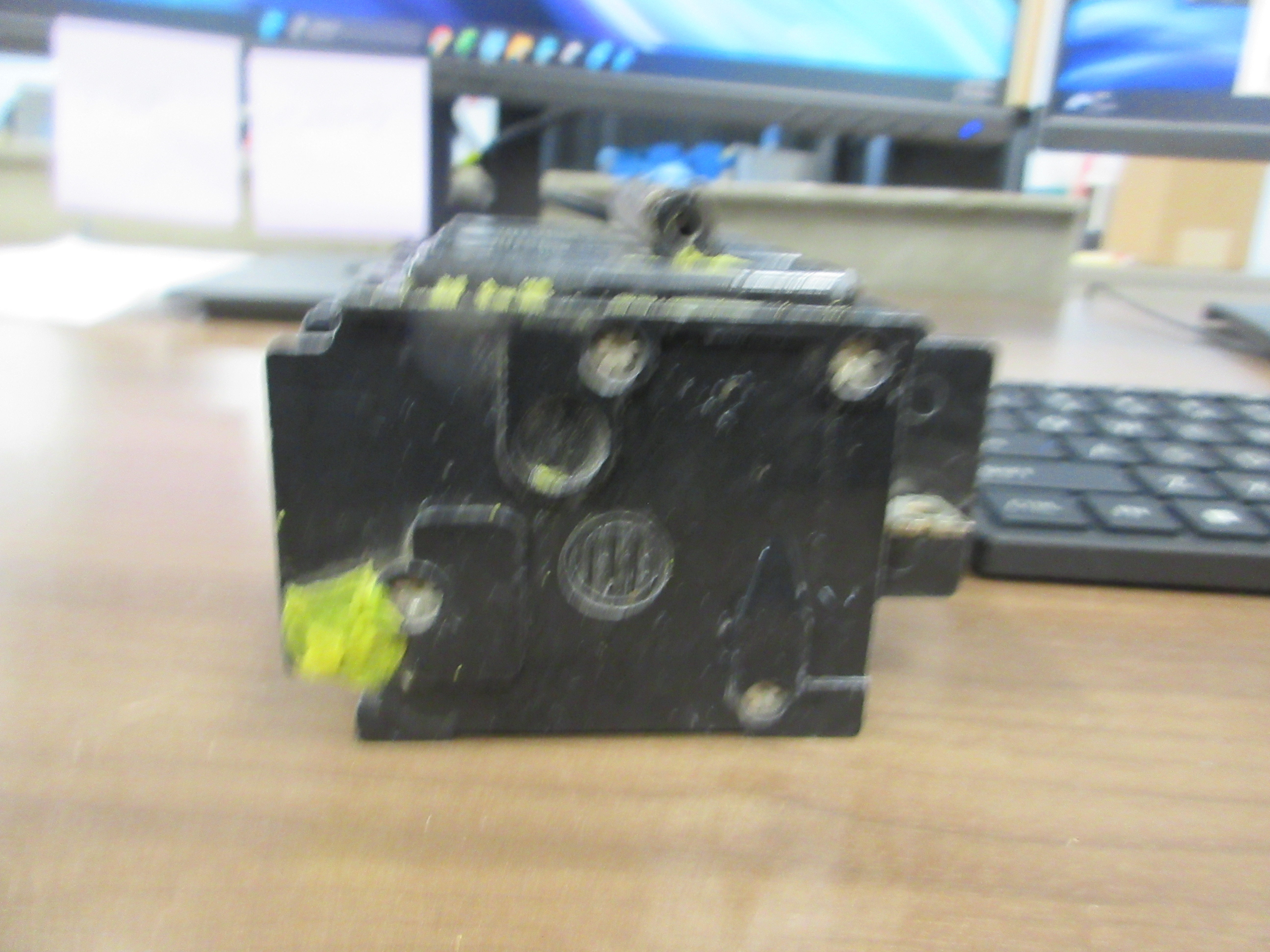 Gould ITE Type BQH Bolt - On Circuit Breaker BQ3B100H 100A 240V 3 P 22K AIC Used