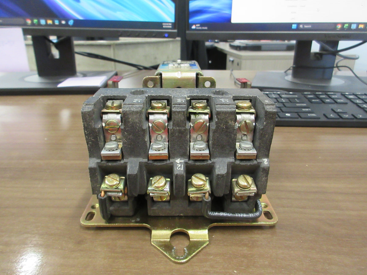 Square D Size1 Starter 8536 CO-3 S Ser. A 120V Coil 600V Used