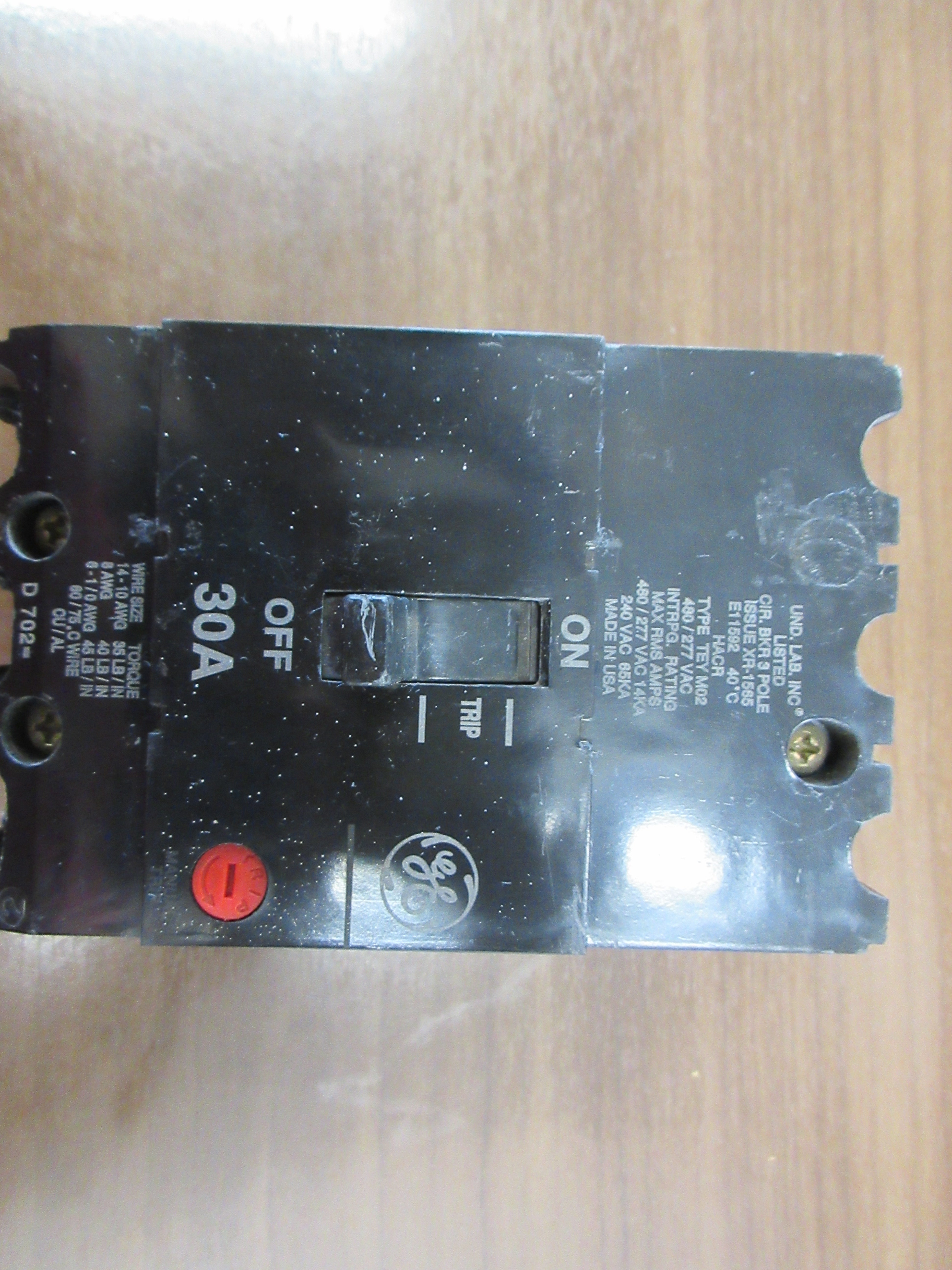 GE Bolt-On Circuit Breaker TEY 330 Ser. M02 30 A 480/227V 3 P Used