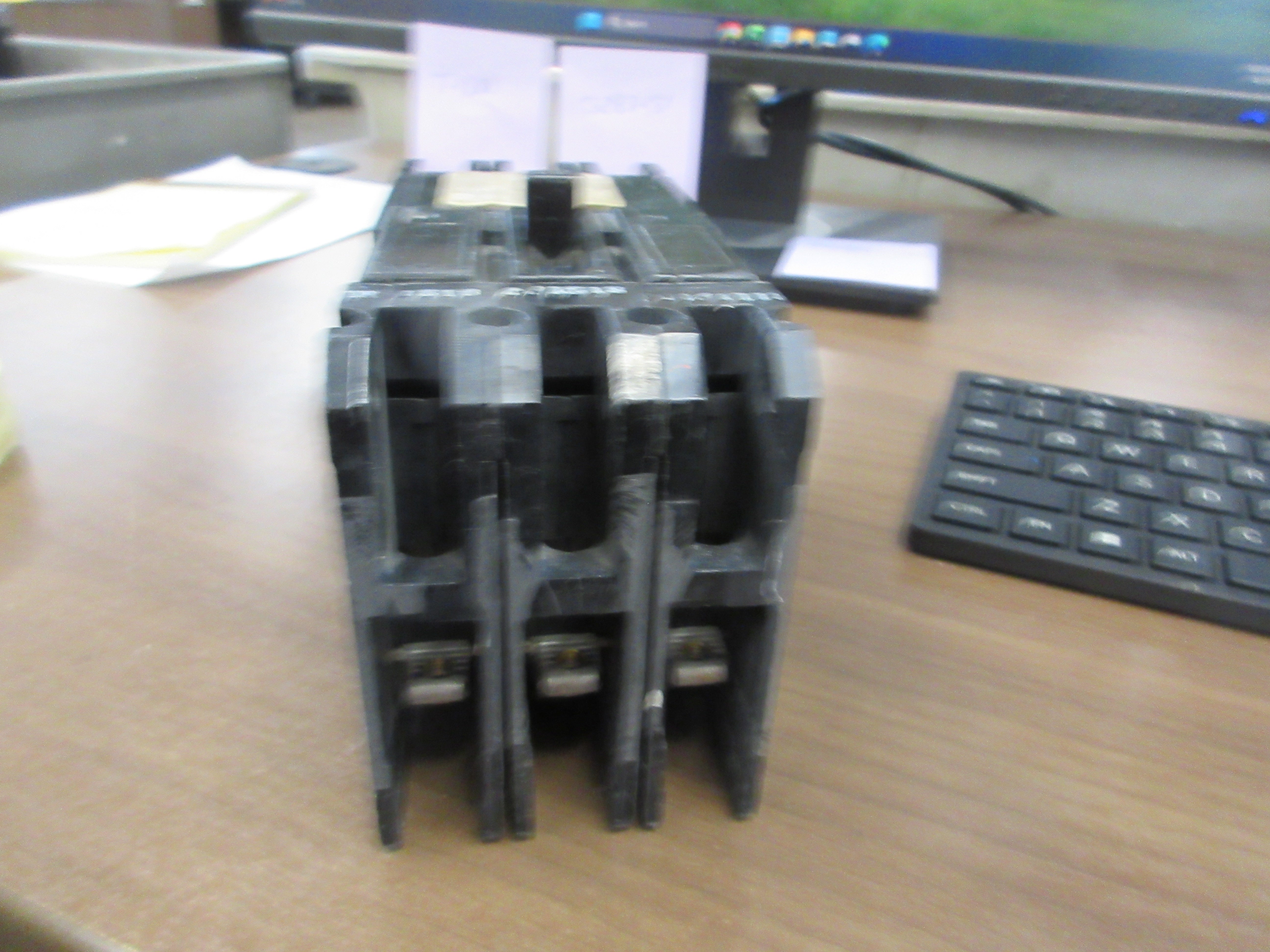 Gould ITE Circuit Breaker E43 B030 30A 480V 3 P Used