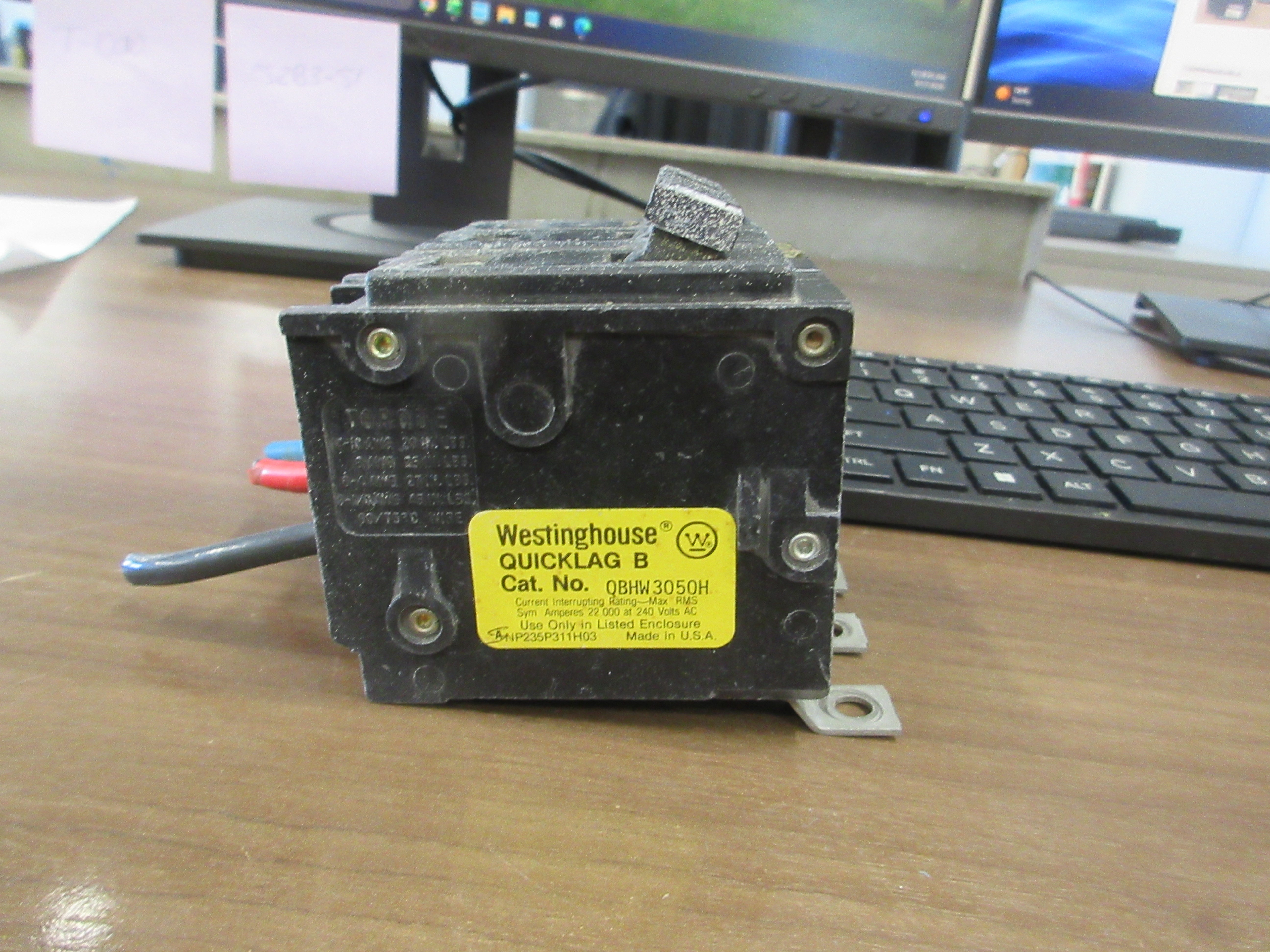 Westinghouse QuickLag B Bolt - On Circuit Breaker QBHW 3050H 50A 240V 3 P Used