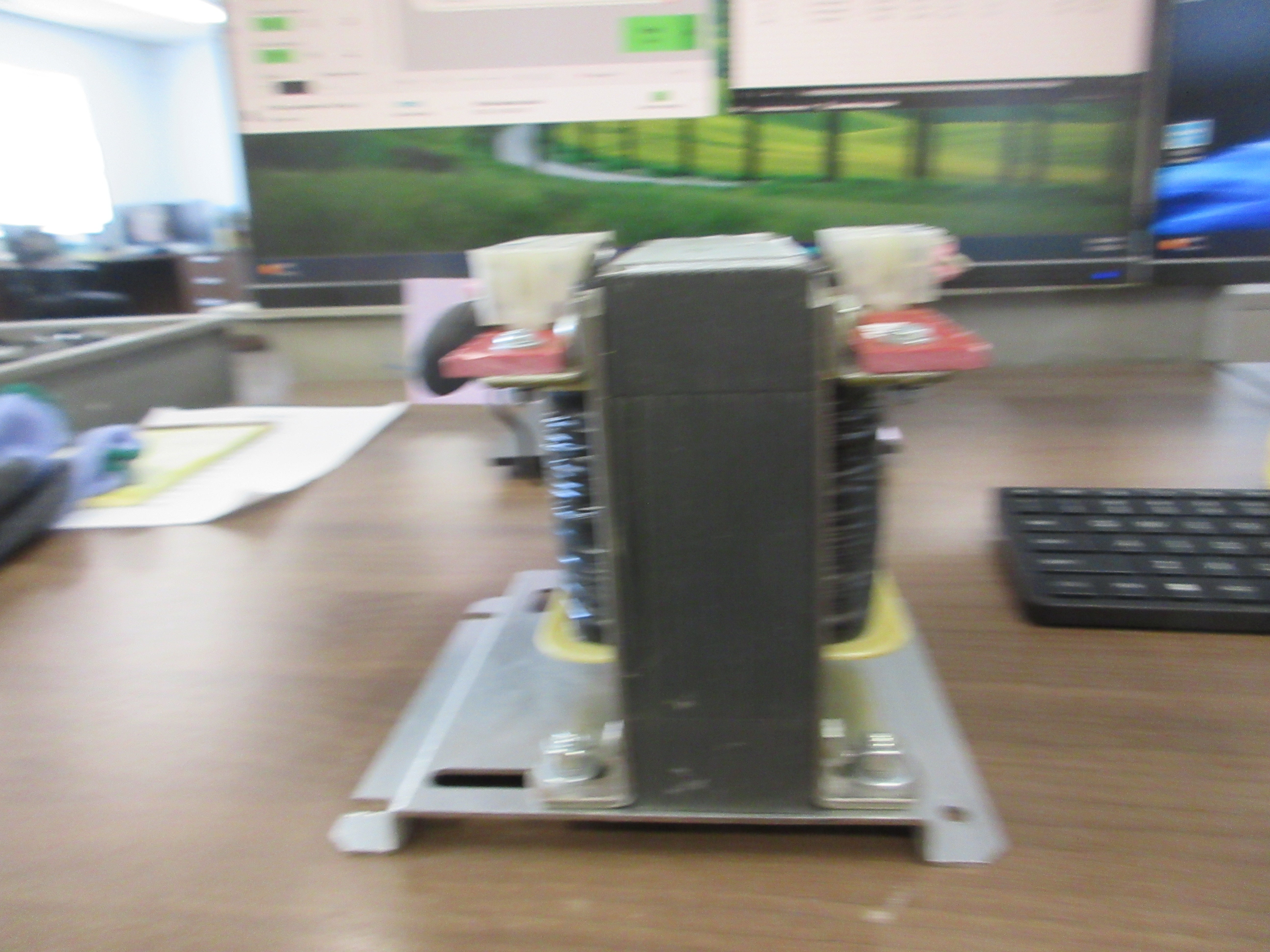 Nova Magentics Control Transfomer 0163-01-0004 500VA Spec: 190/230V Used