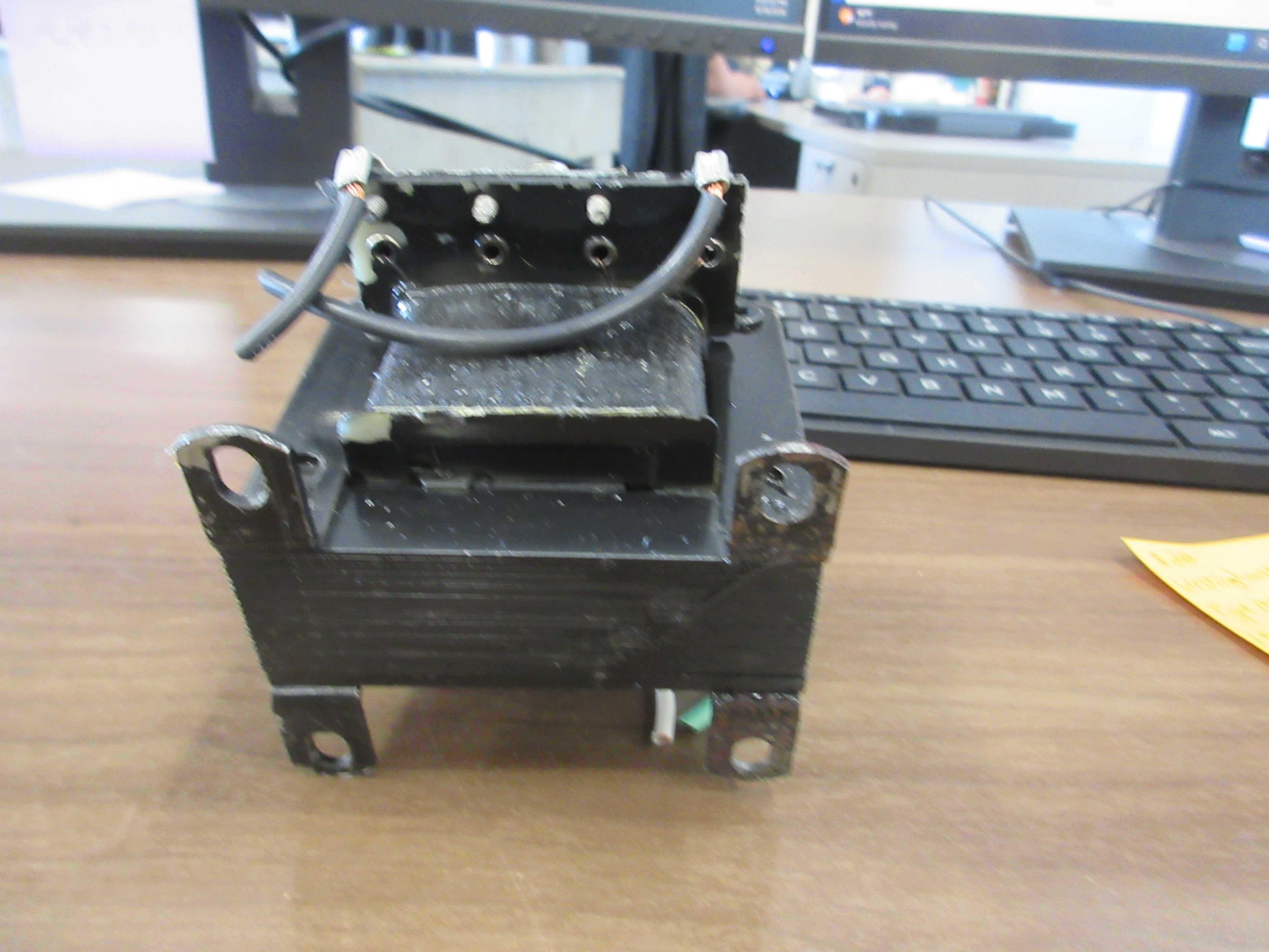 Westinghouse Type MTC Transformer 1F0890 0.050 KVA Pri: 240/480v Sec: 120V Used