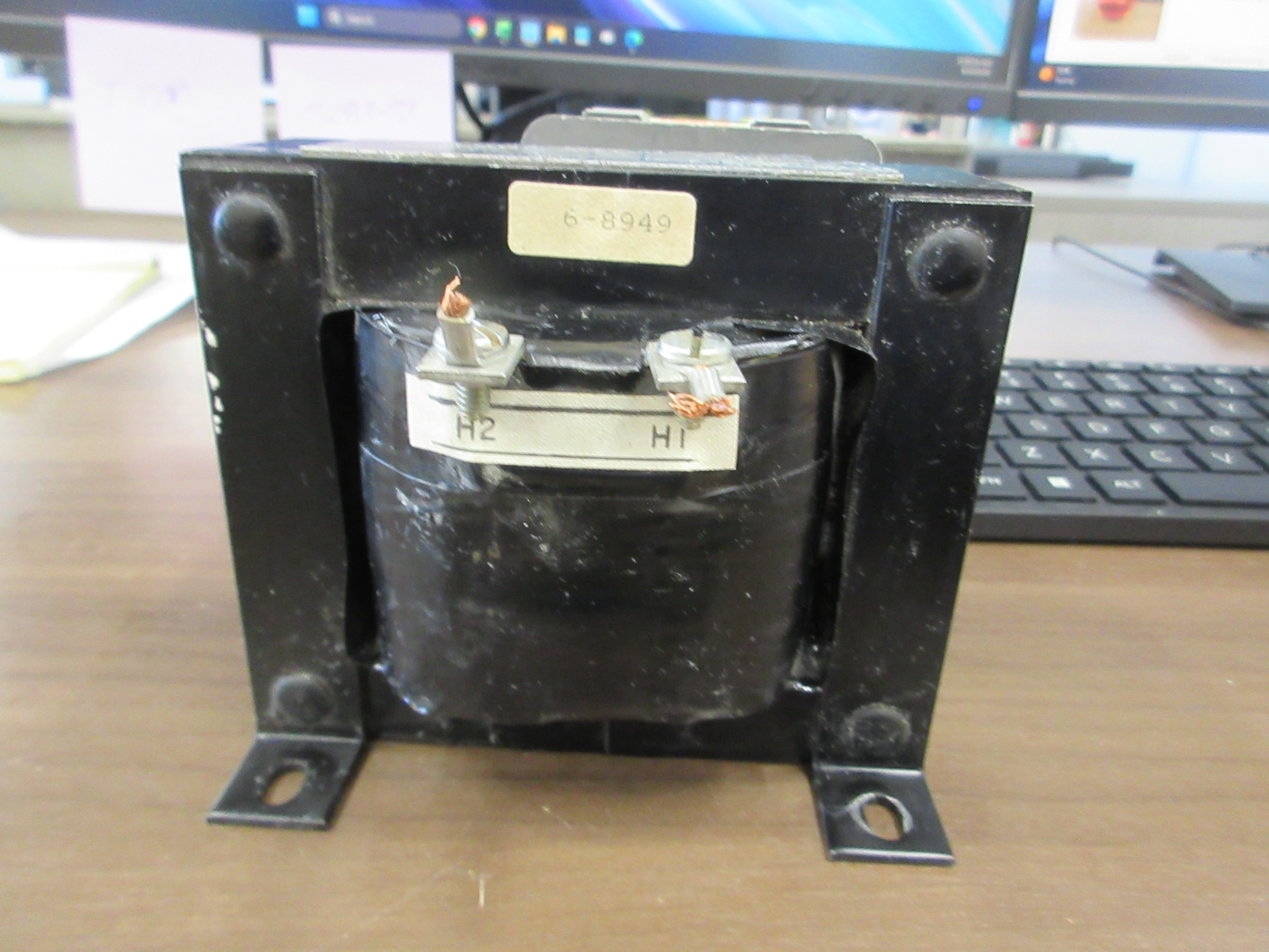 Allen-Bradley Control Transformer 1497-N4 Ser. A 0.200KVA Pri: 208V Used