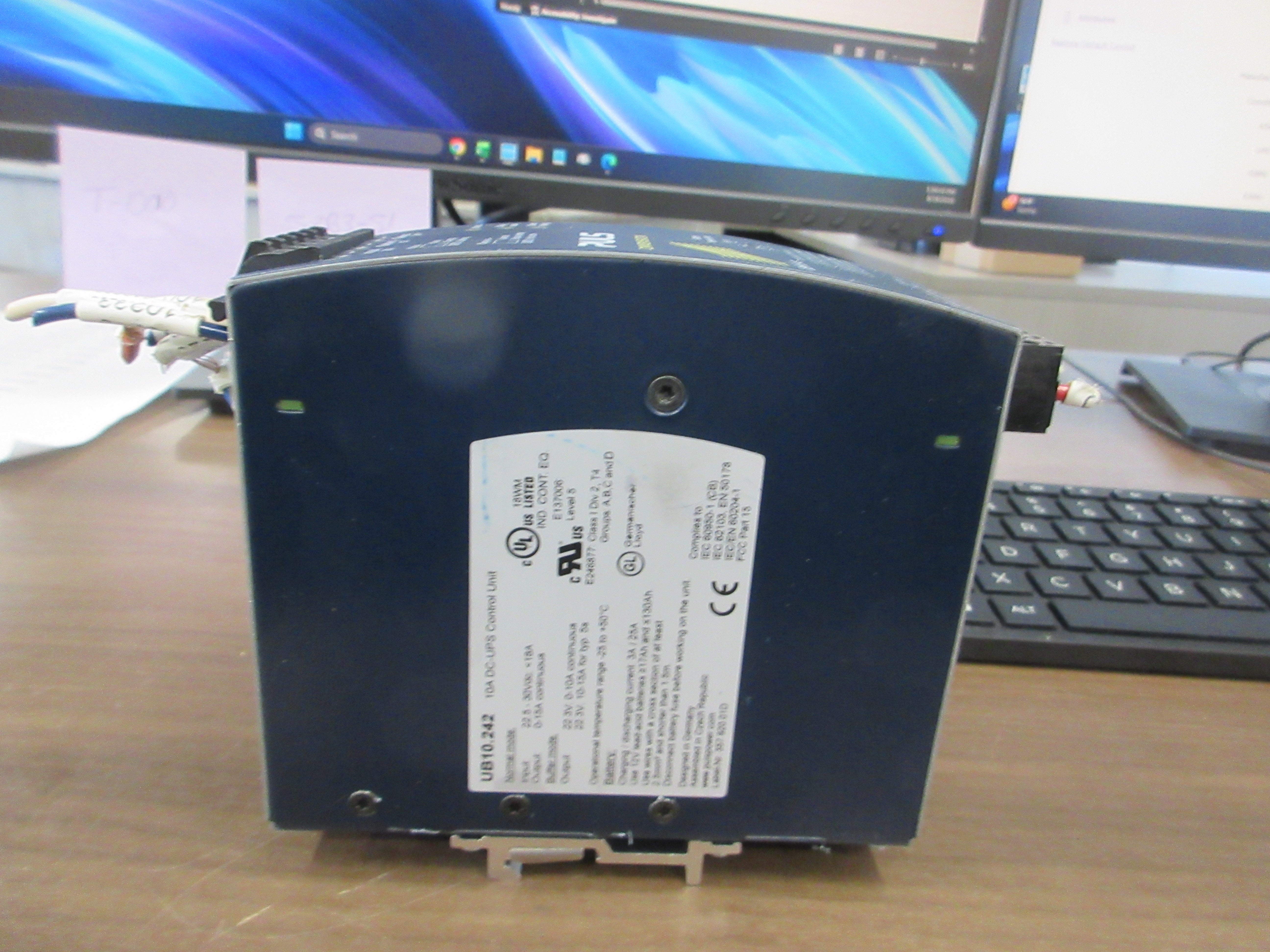 Puls Dimension DC-UPS Control UNIT UB10.242 Normal Mode: Used