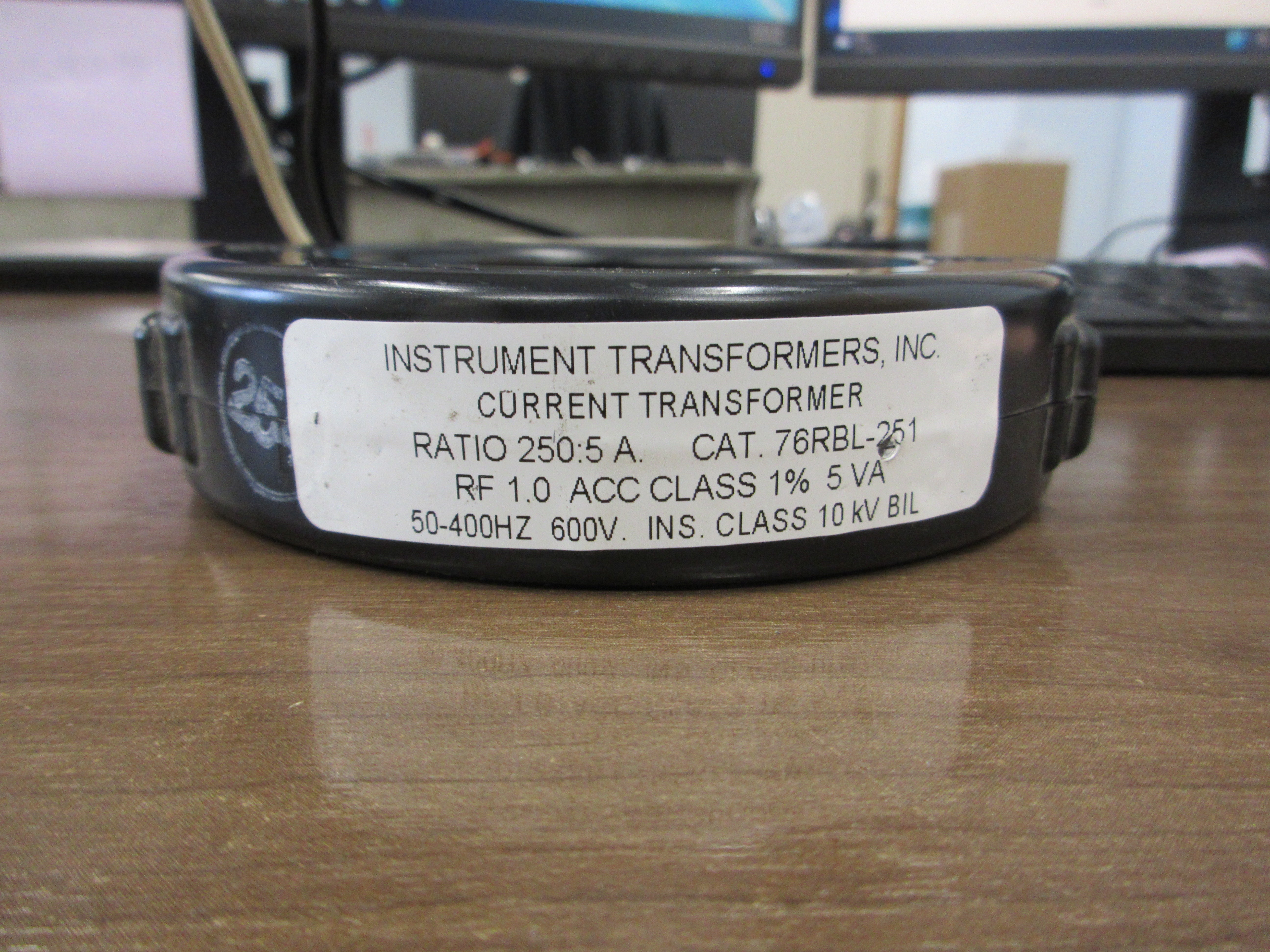 Instrument Transformers Current Transformer 76RBL-251 Ratlo 250: 5A 600V Used