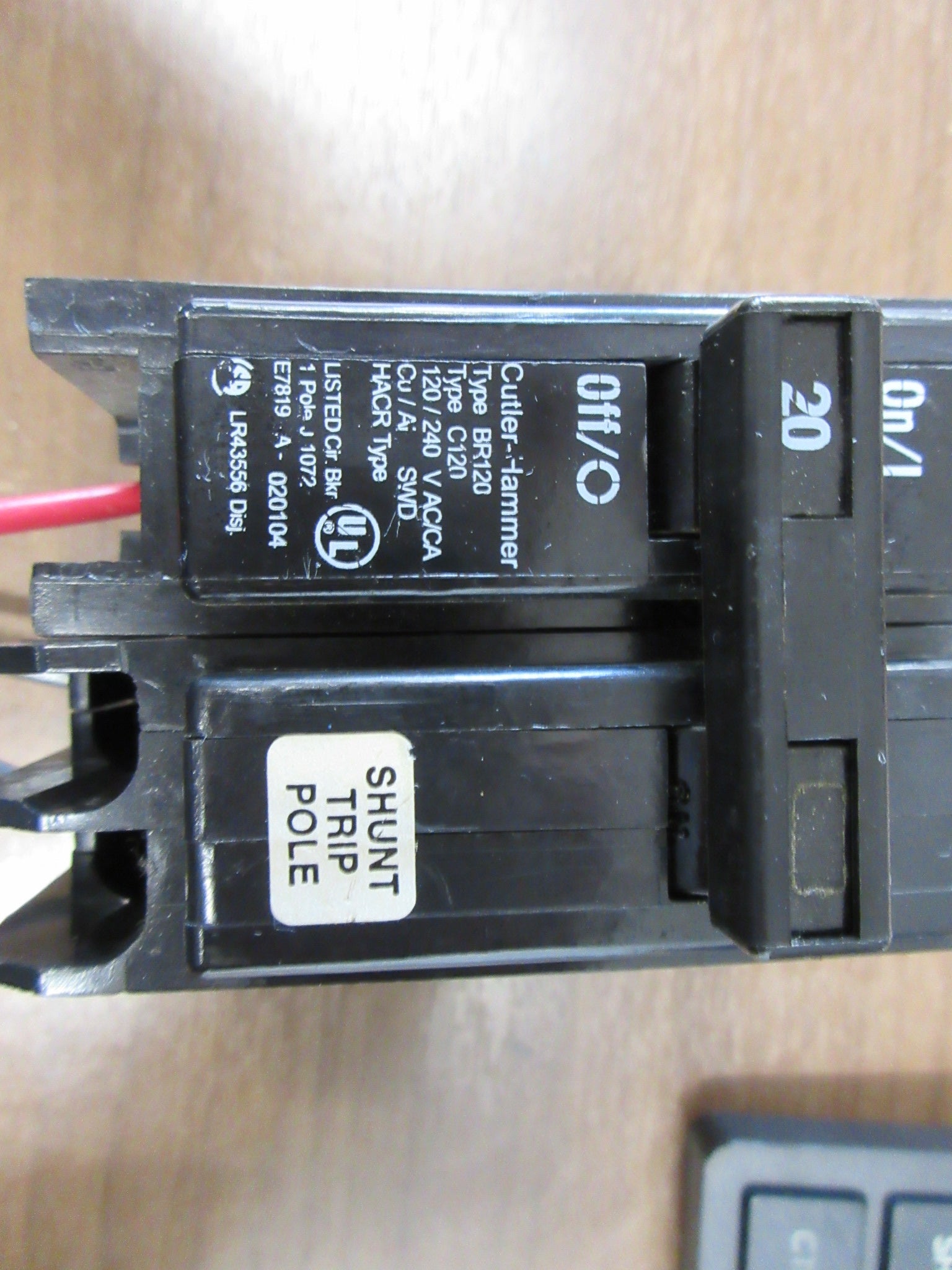 Cutler-Hammer Clip-On Shunt Trip Circuit Breaker BR120ST 20A 120/240V Used