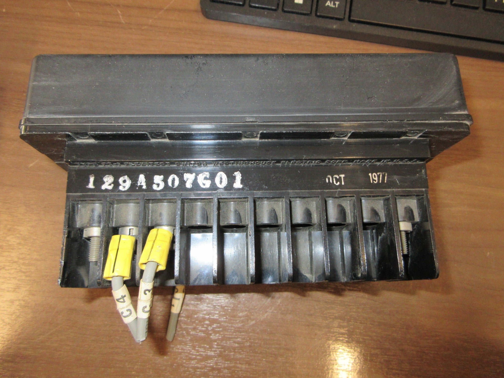 ABB Test Switch 129A507G01 Used