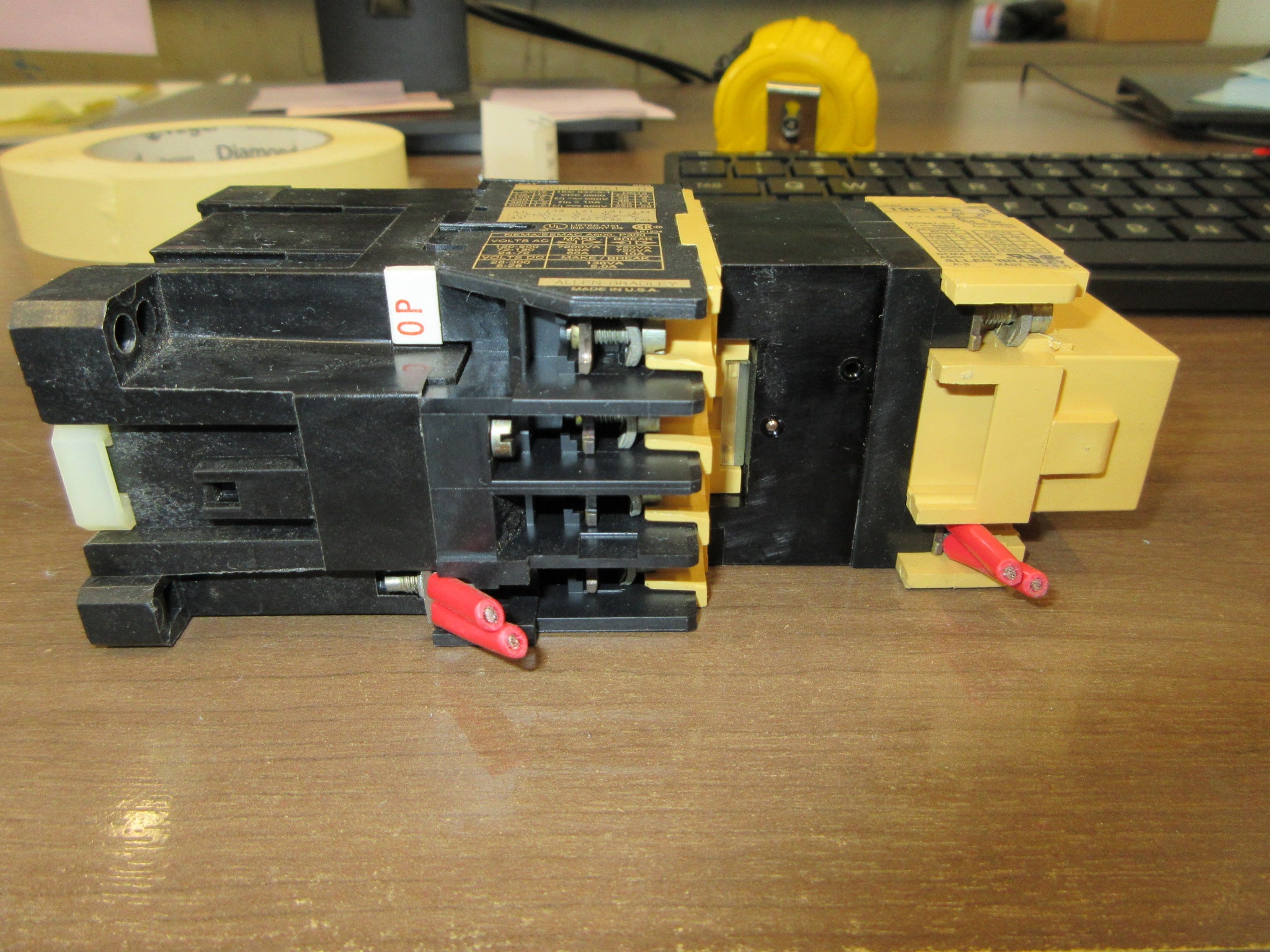 Allen-Bradley Timing Relay 196-FTA Ser. B 120V Coil Range: 0.1-180 Ser Used