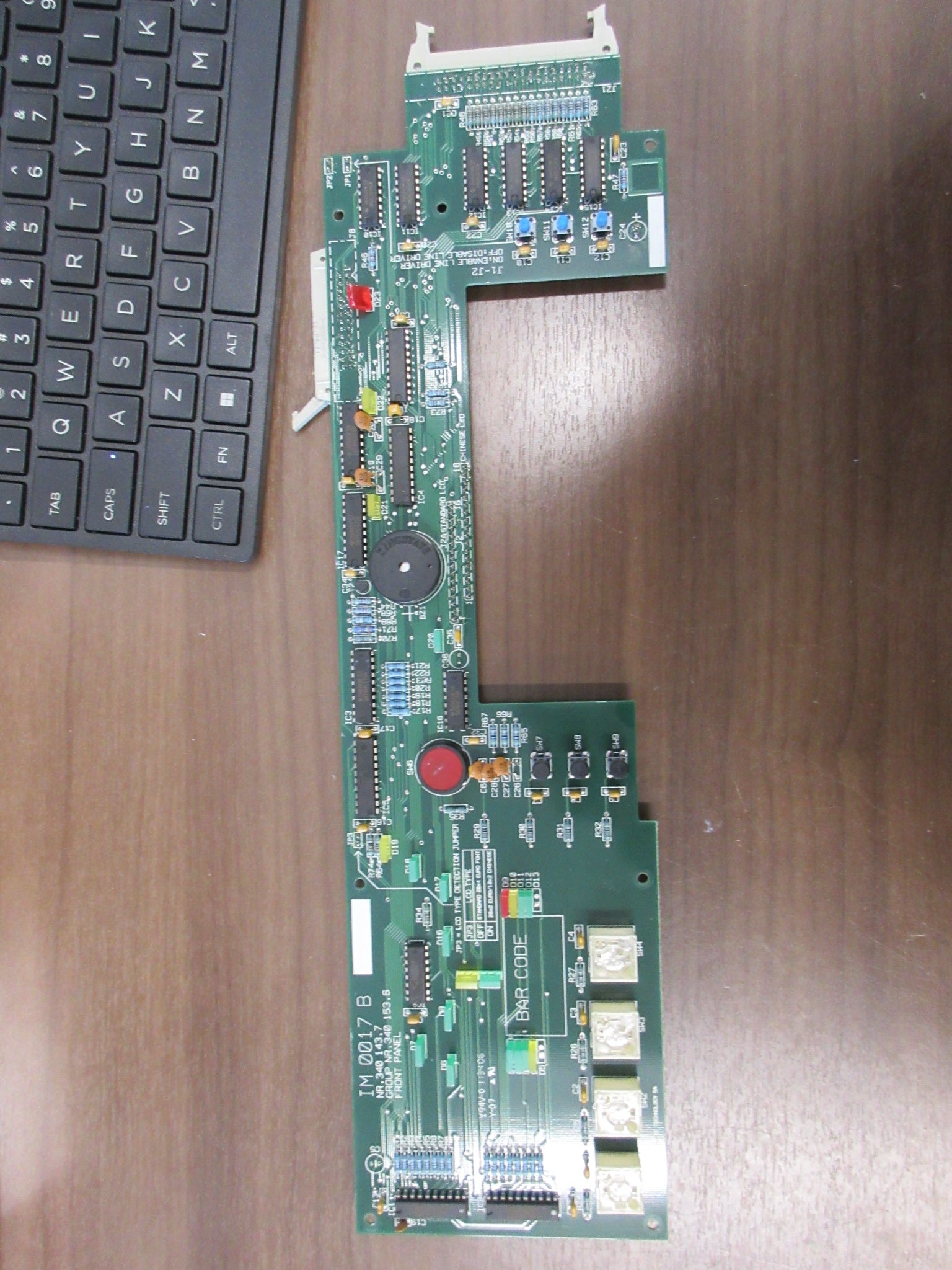 GE IM 0017 B Front Panel Board 340 143.7 * Broken connector * Used