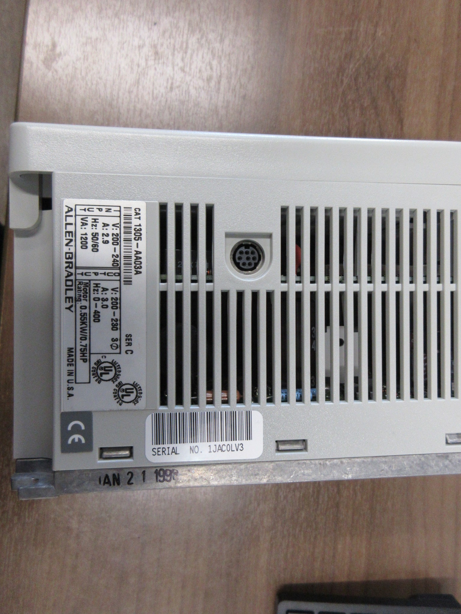 Allen-Bradley AC Drive 1305-AA03A Ser. C 0.75 HP 3Ph Used