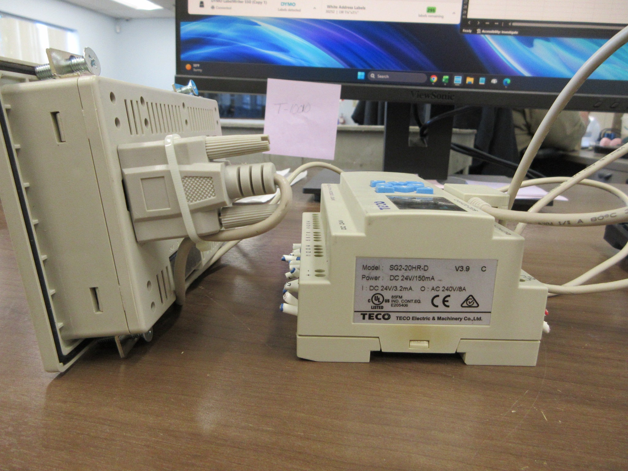 TECO Controller W/Panel SG2-20HR/OPION V3.9 / V1.4 Used