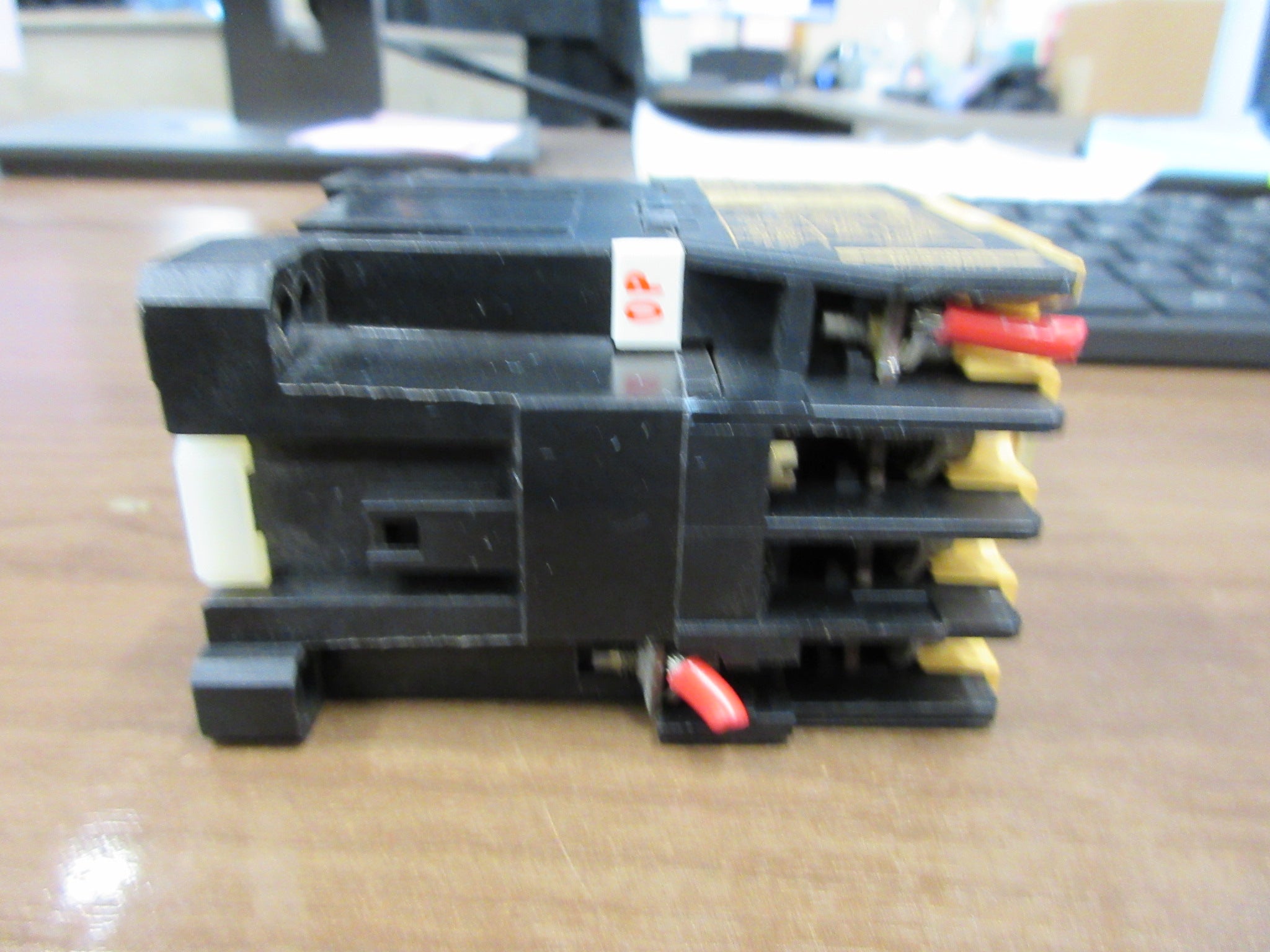 Allen-Bradley Contactor 700-F220A1 Ser. B 120V Coil Used