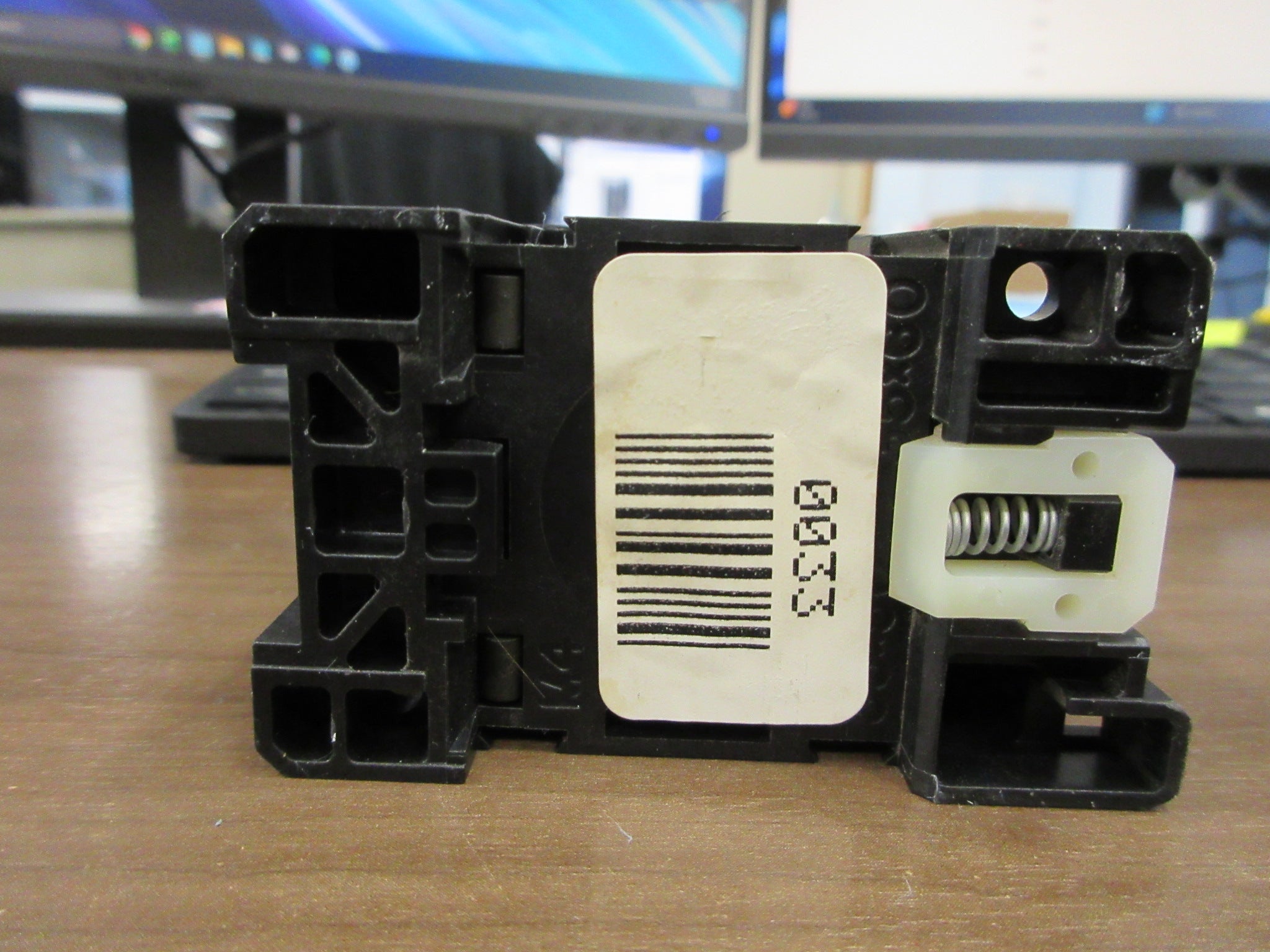 Allen-Bradley Contactor 700-F220A1 Ser. B 120V Coil Used