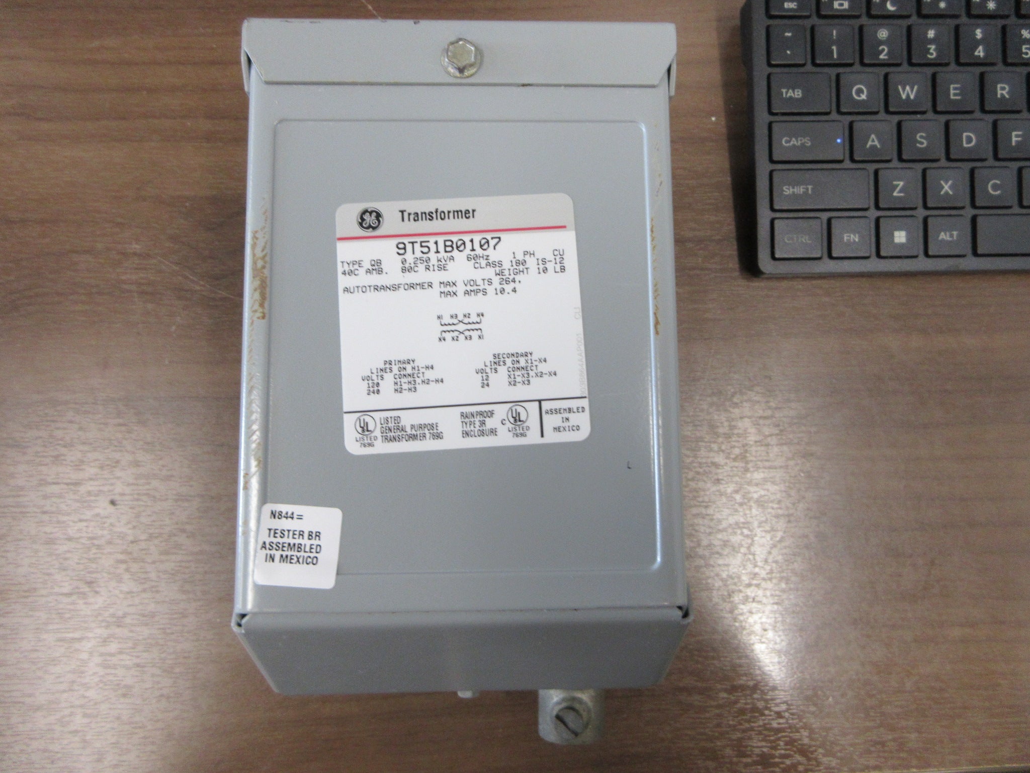 GE Transformer 9T51B01107 0.250 KVA Pri: 120/240V SEr: 12/24V 60Hz 1Ph Used