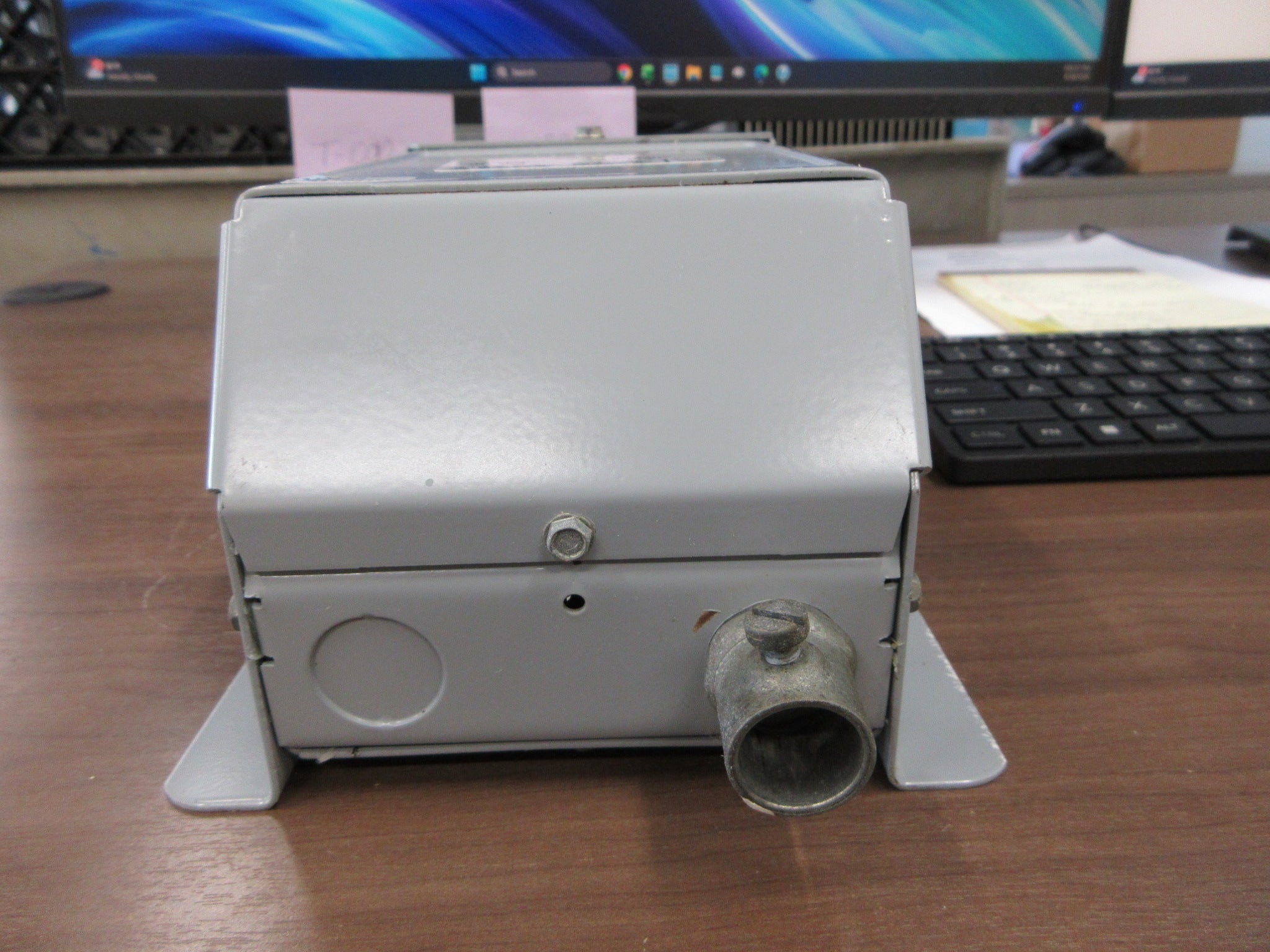 GE Transformer 9T51B01107 0.250 KVA Pri: 120/240V SEr: 12/24V 60Hz 1Ph Used