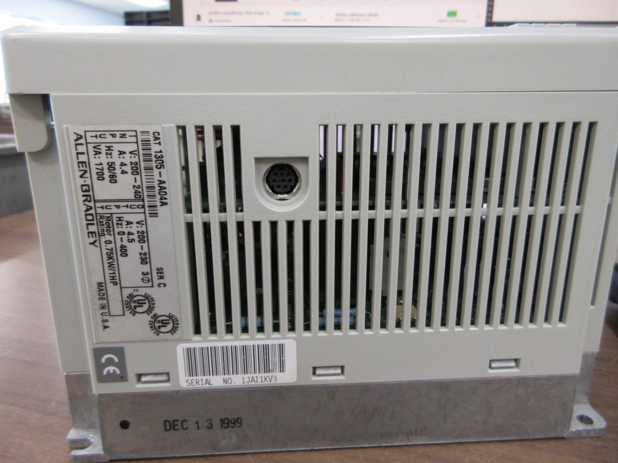 Allen-Bradley AC Drive 1305-AA04A Ser. C * No Keypad * 1HP 3Ph Used