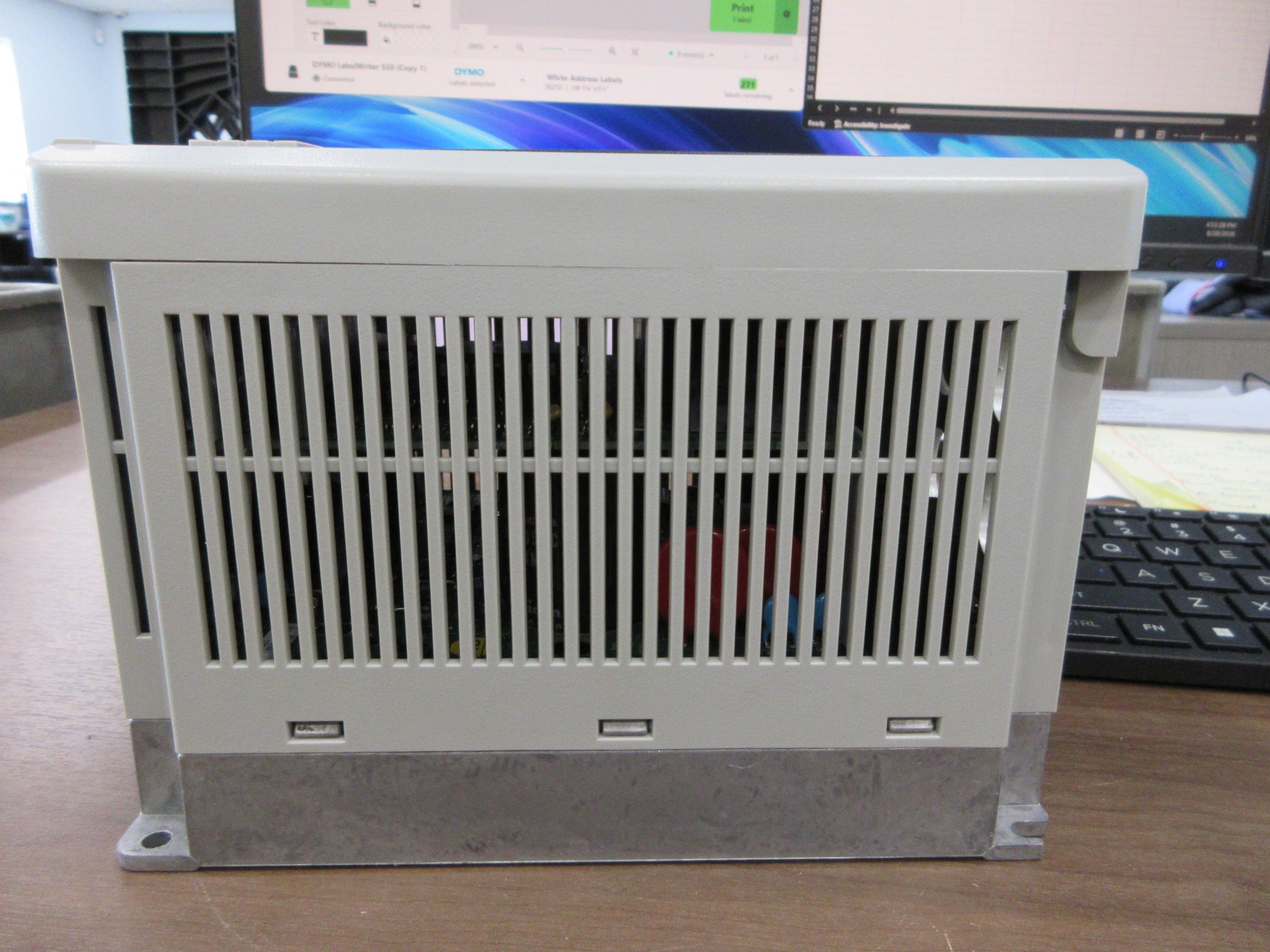 Allen-Bradley AC Drive 1305-AA04A Ser. C * No Keypad * 1HP 3Ph Used