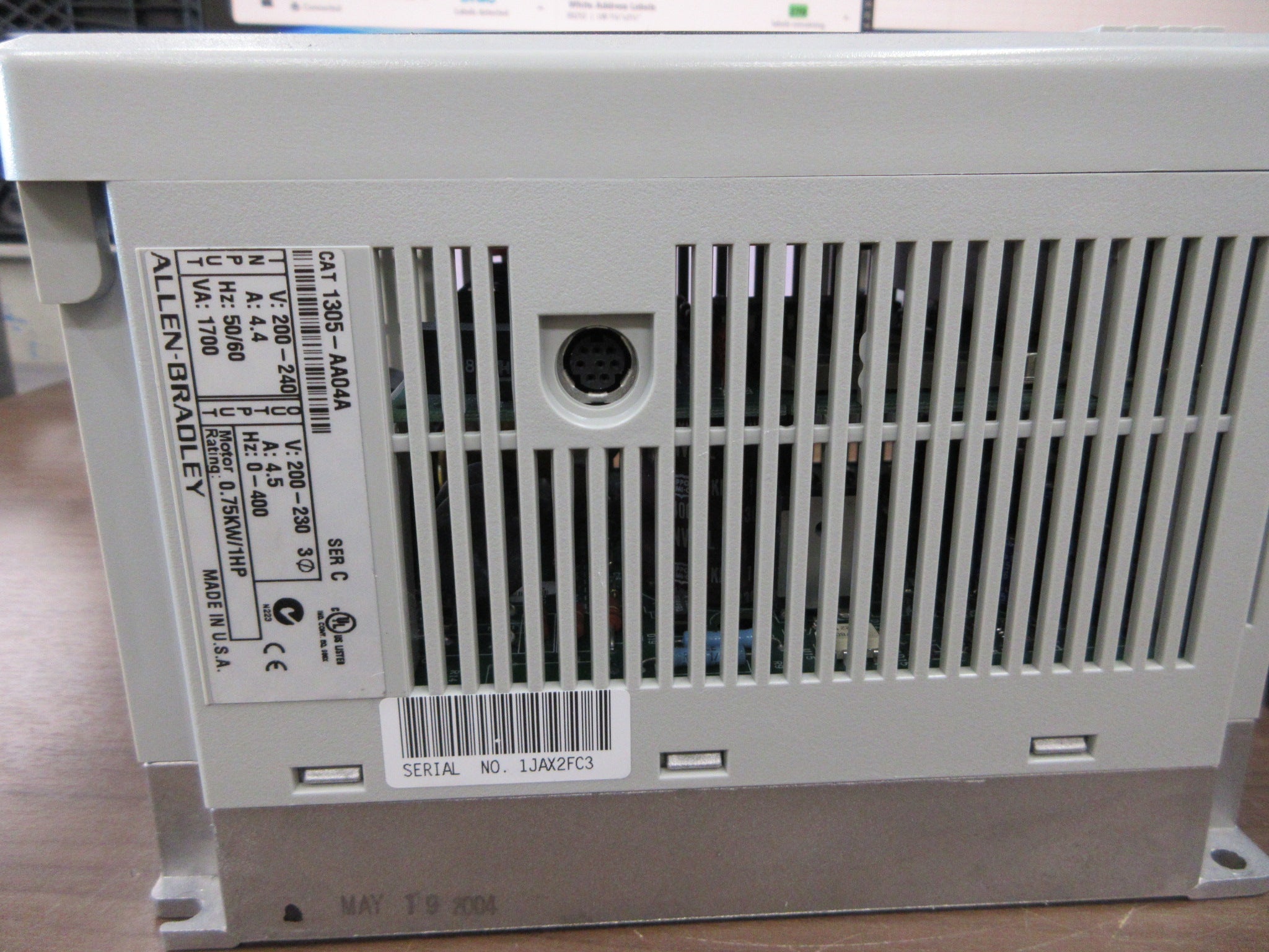 Allen-Bradley AC Drive 1305-AA04A Ser. A 1HP 3Ph * No Keypad *Used