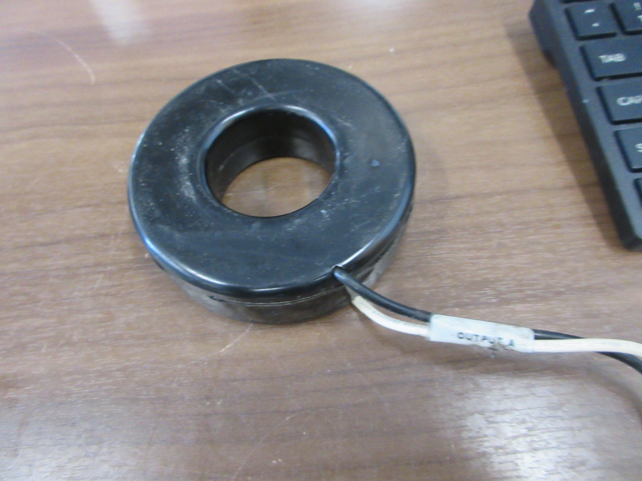 CR Magnetics Current Transformer CR5RL-5000T 600V 50-400Hz 10KW BIL Used
