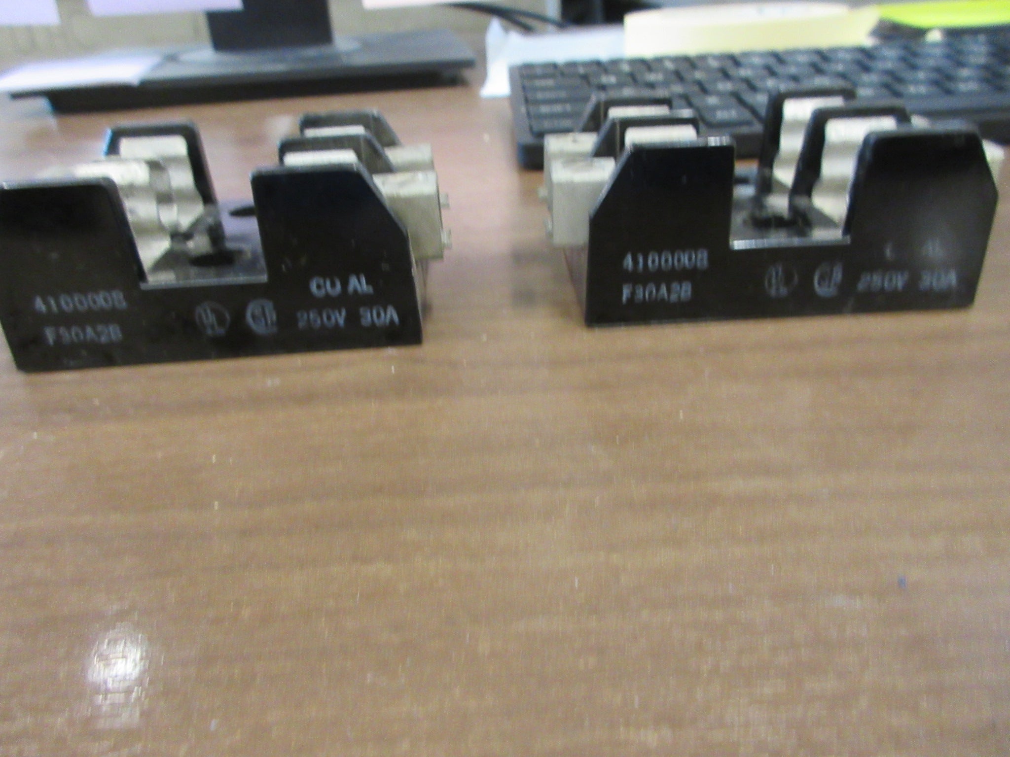 Marathon Fuse Holder F30A2B 30A 250V 2P * Lot of 2* Used
