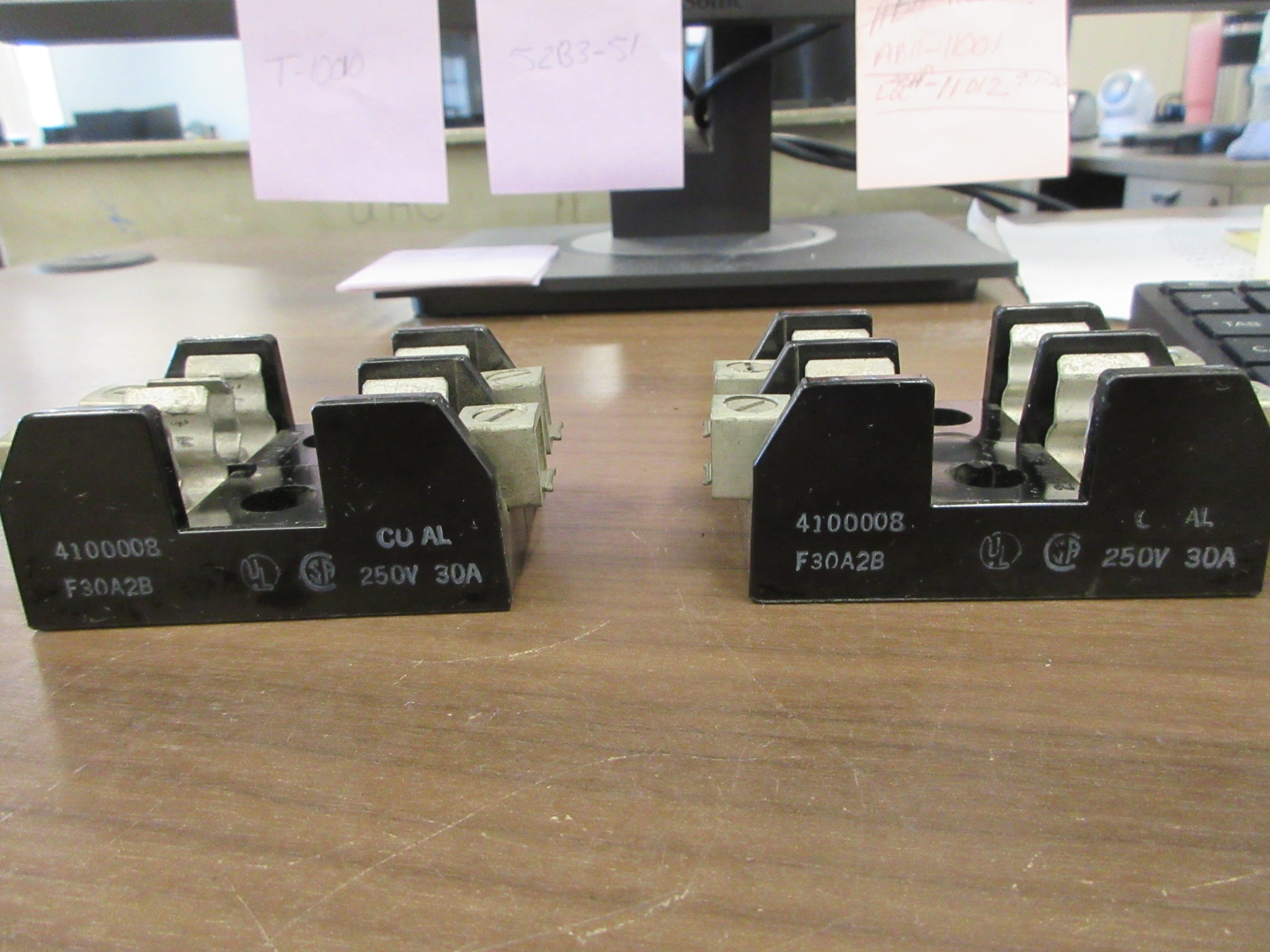 Marathon Fuse Holder F30A2B 30A 250V 2P * Lot of 2* Used