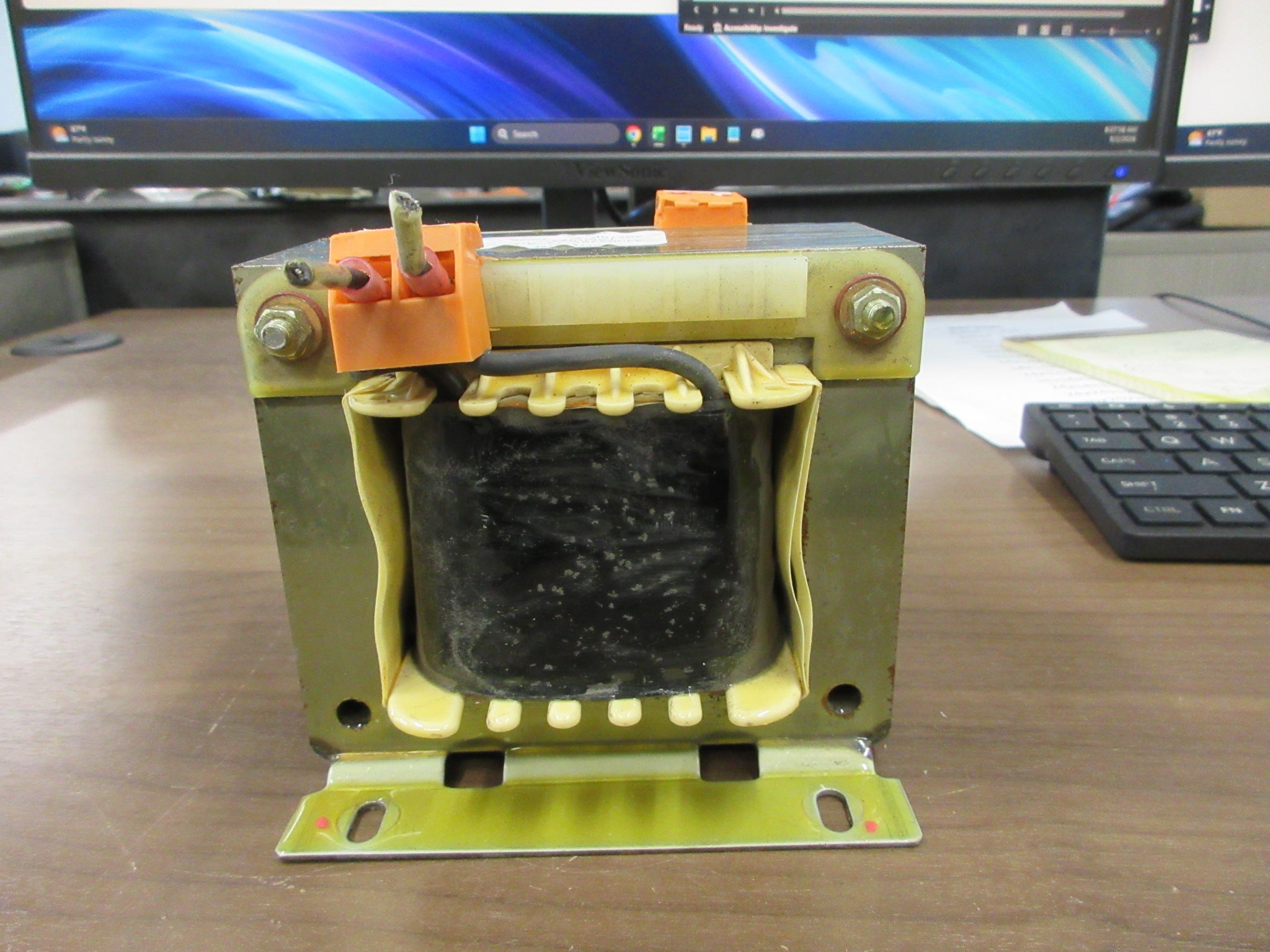 Tamura Transformer 34002387WA-AD 250 VA Pri: 480V Ser: 400V 60Hz Used