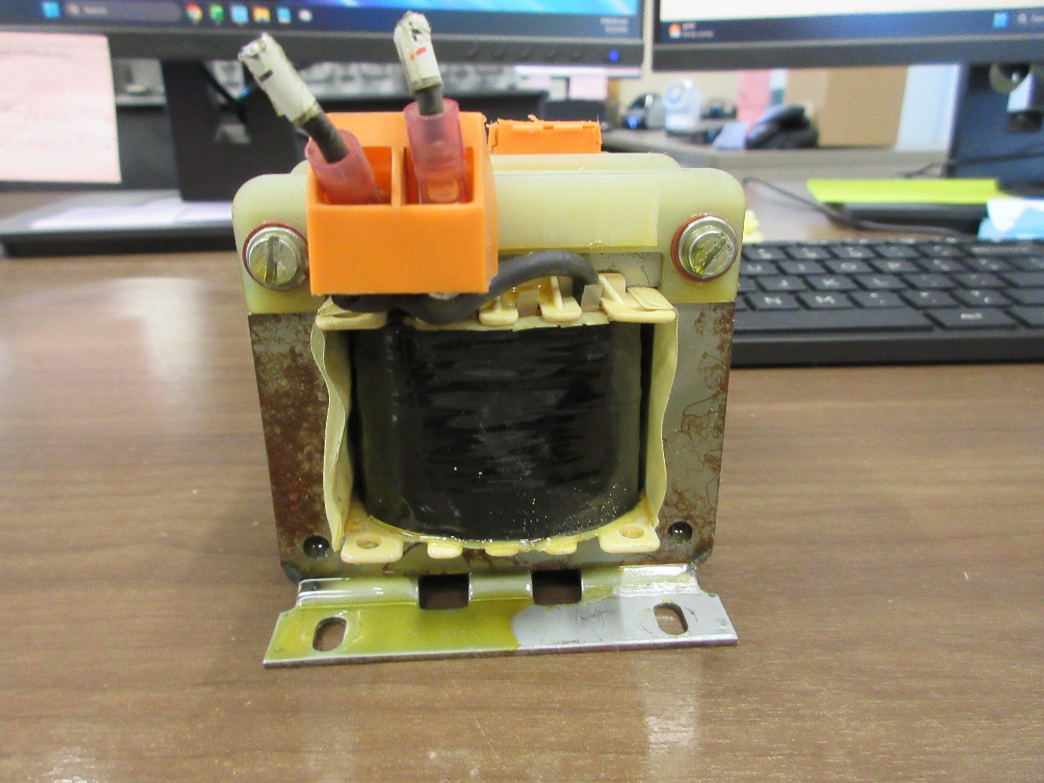 Tamura Transformer 34002385WA-AE 45 VA Pri: 480V Sec: 230V 60Hz Used