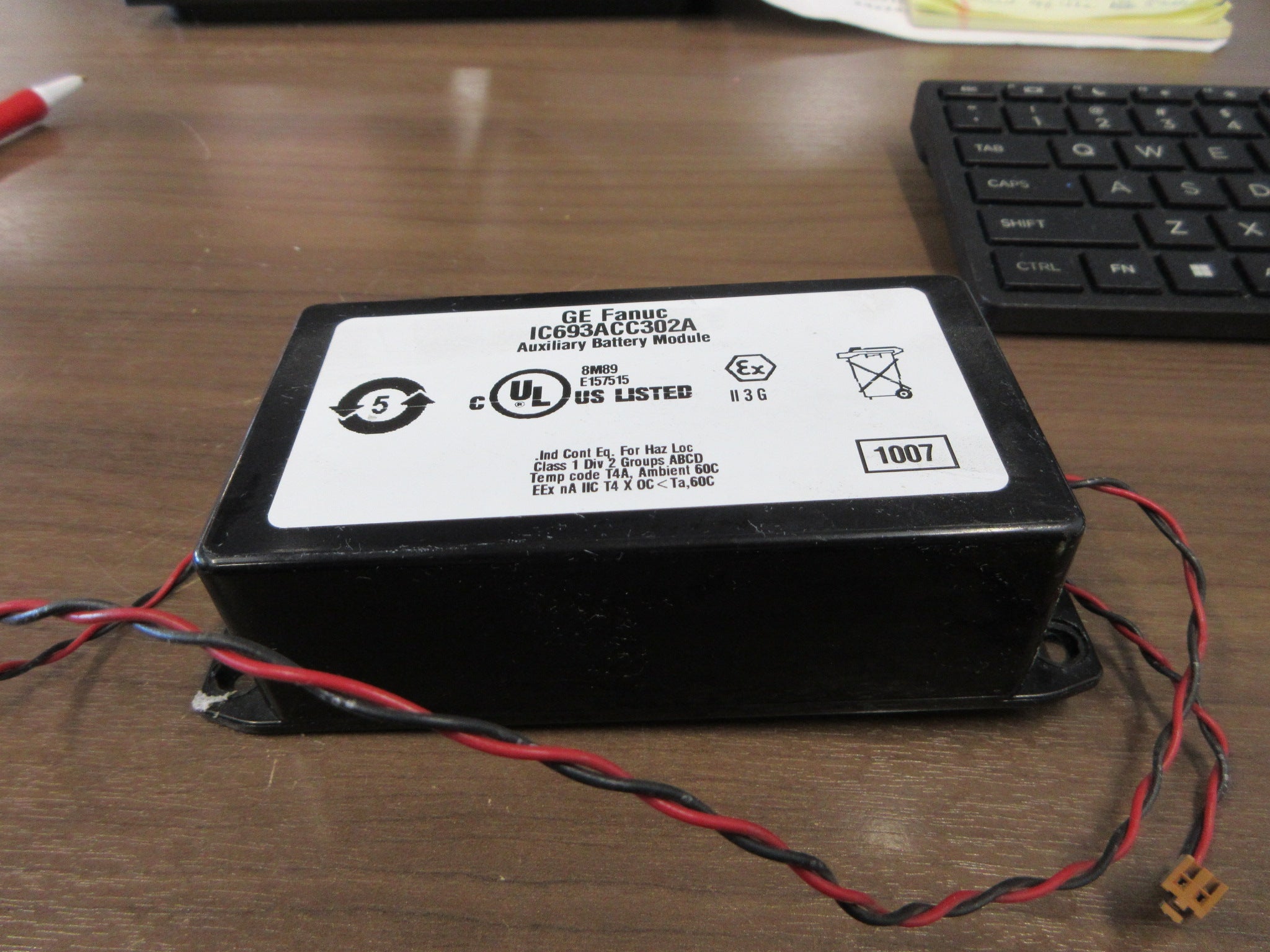 GE Fanuc Auxiliary Battery Module IC693ACC302A Used