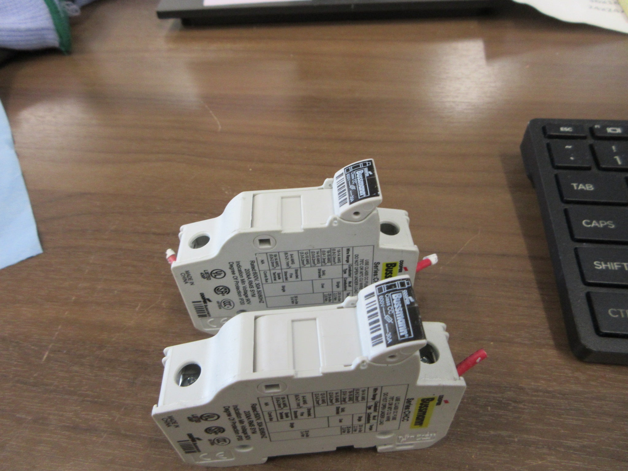 Cooper Bussmann Fuseholder CHCC1 30A 600V 1P *Lot of 2* Used