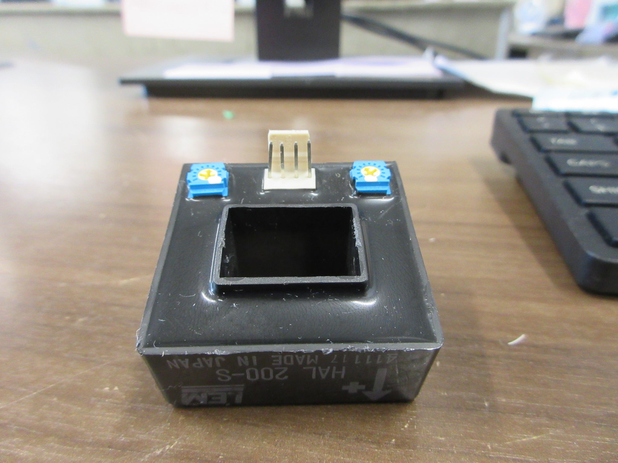 LEM Current Transducer HAL 200-S Used