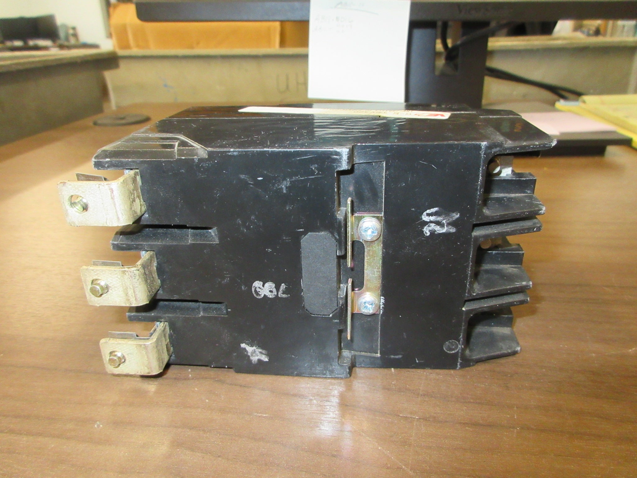 GE Bolt-On Circuit Breaker TEY320 20A 480/277V 3P Ser. M02 Used