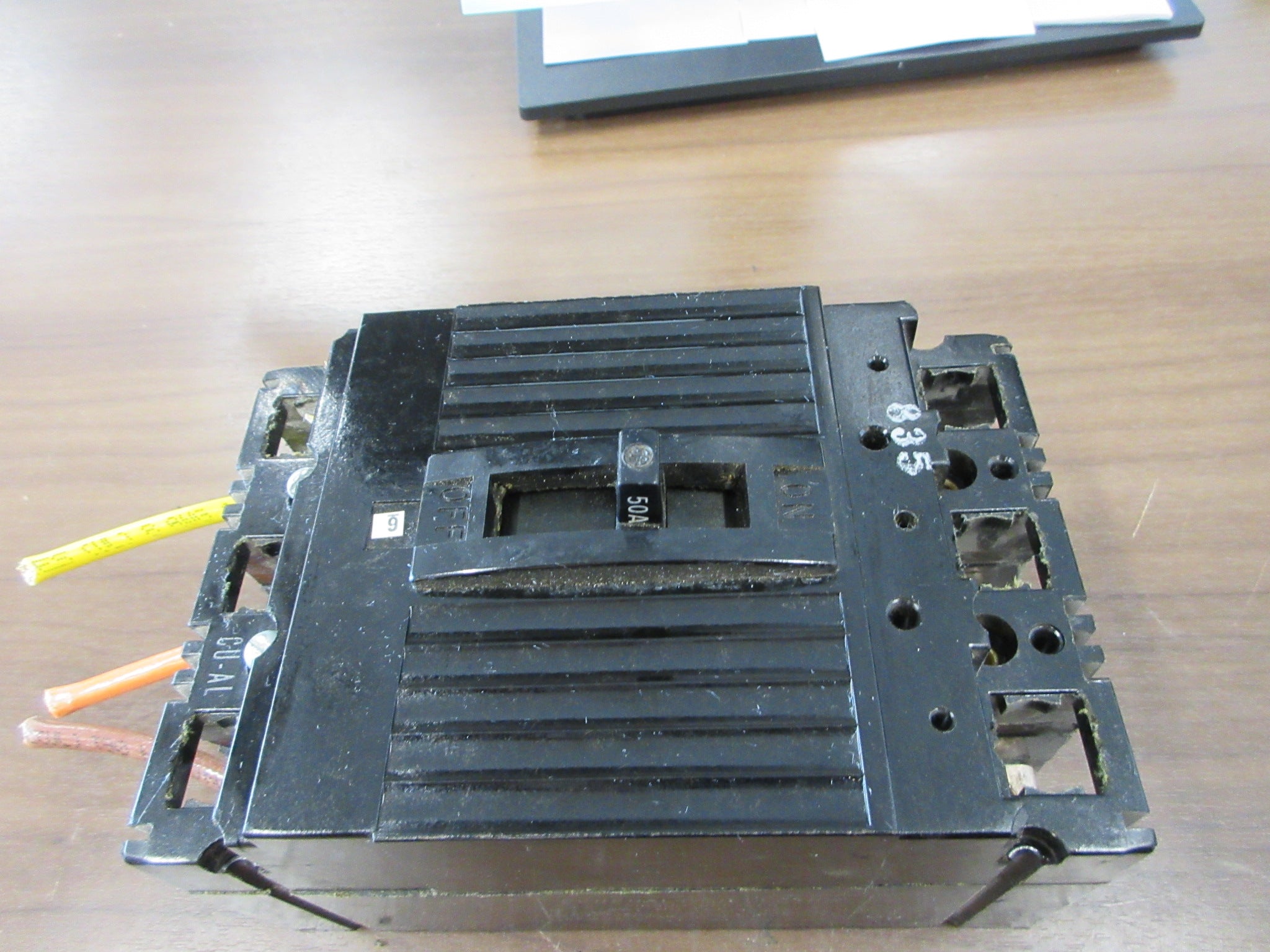 GE Circuit Breaker TEF134050 50A 480V 3P (2) Mounting Screws Used