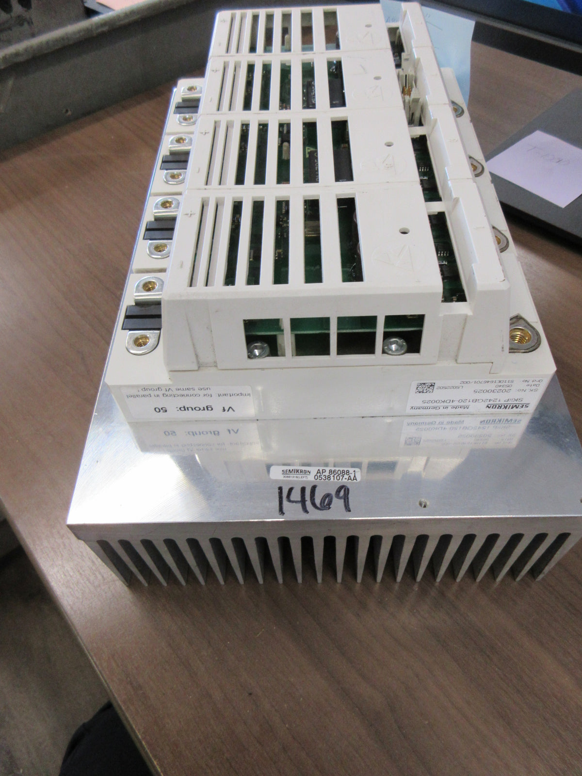 Semikron Skiip Intergrated Intelligent Power Module 124GB120-4DK0025 Used