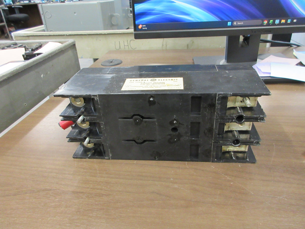 GE Circuit Breaker TFJ236125 125A 600V 3P (2) Mounting Screw Used
