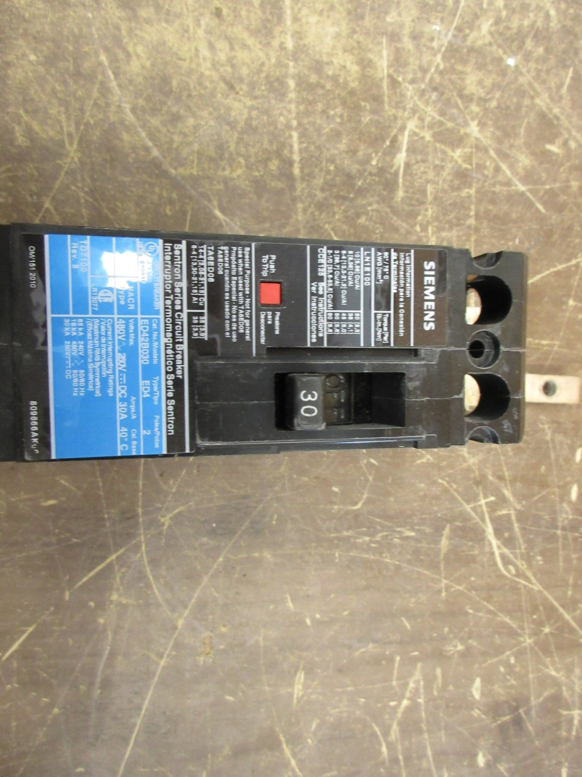 Siemens ITE Sentron Circuit Breaker ED42B030 30A 480V 2P Used